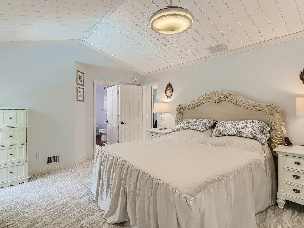 17064 Candlewood Parkway