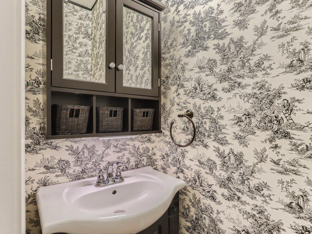 17064 Candlewood Parkway