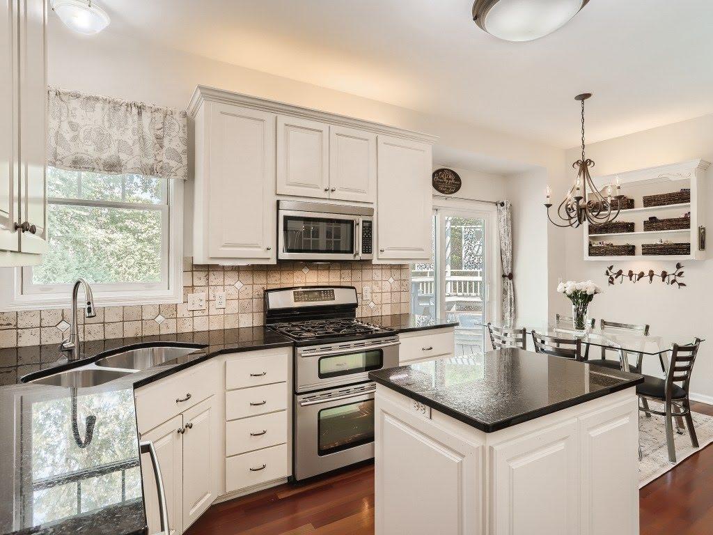 17064 Candlewood Parkway