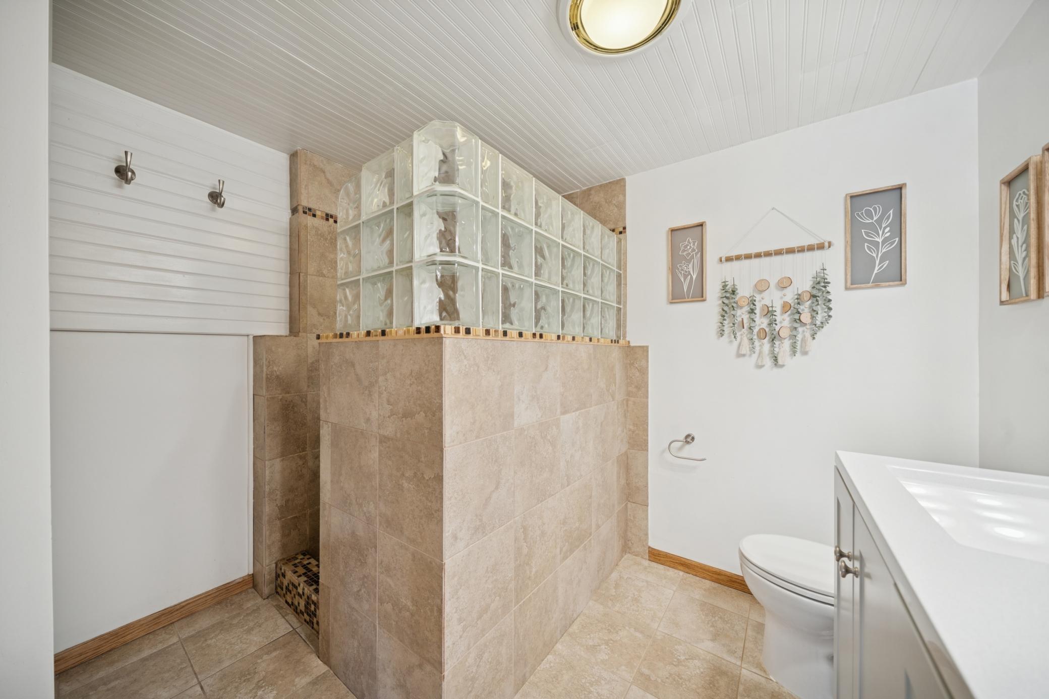 10220 Upper 178th Street W