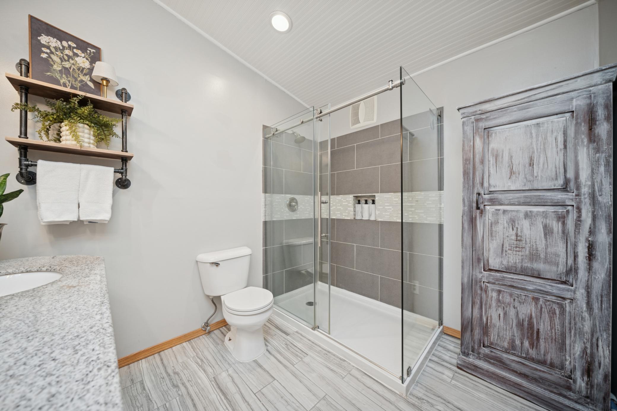 10220 Upper 178th Street W