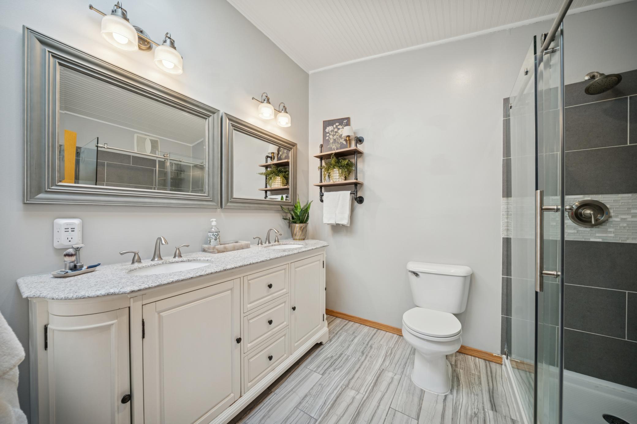 10220 Upper 178th Street W