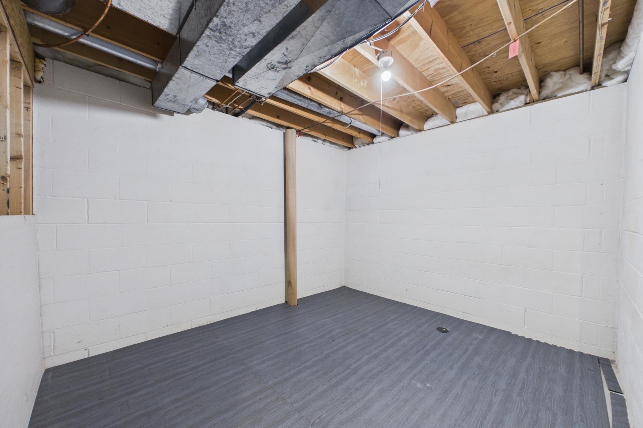 2208 Grimm Road