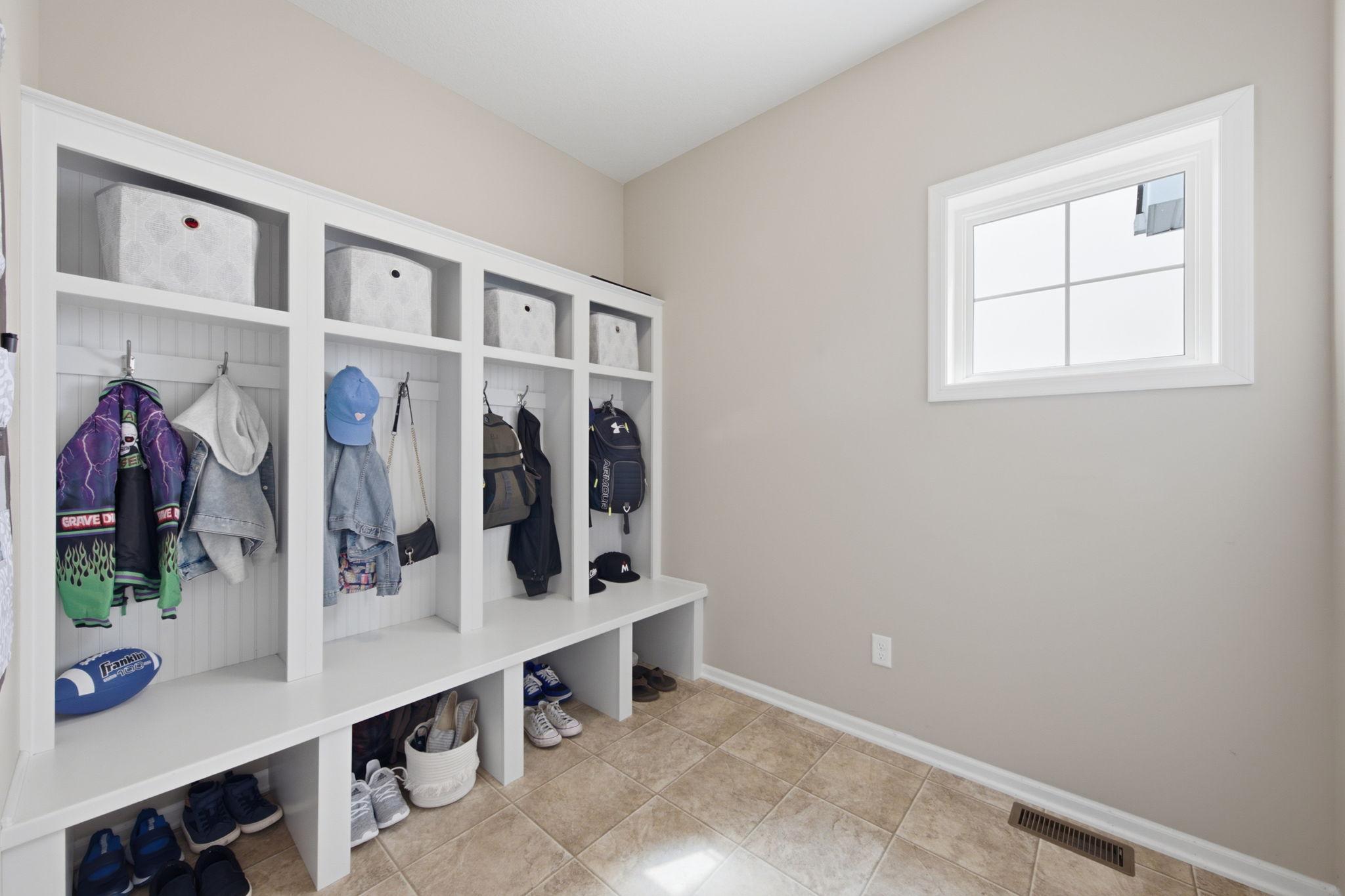 2200 Silver Leaf Trail