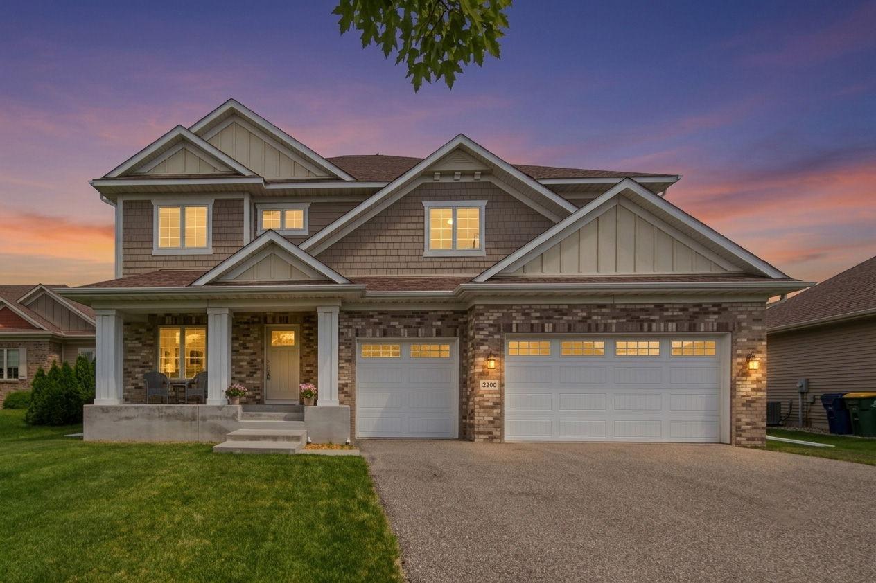 2200 Silver Leaf Trail