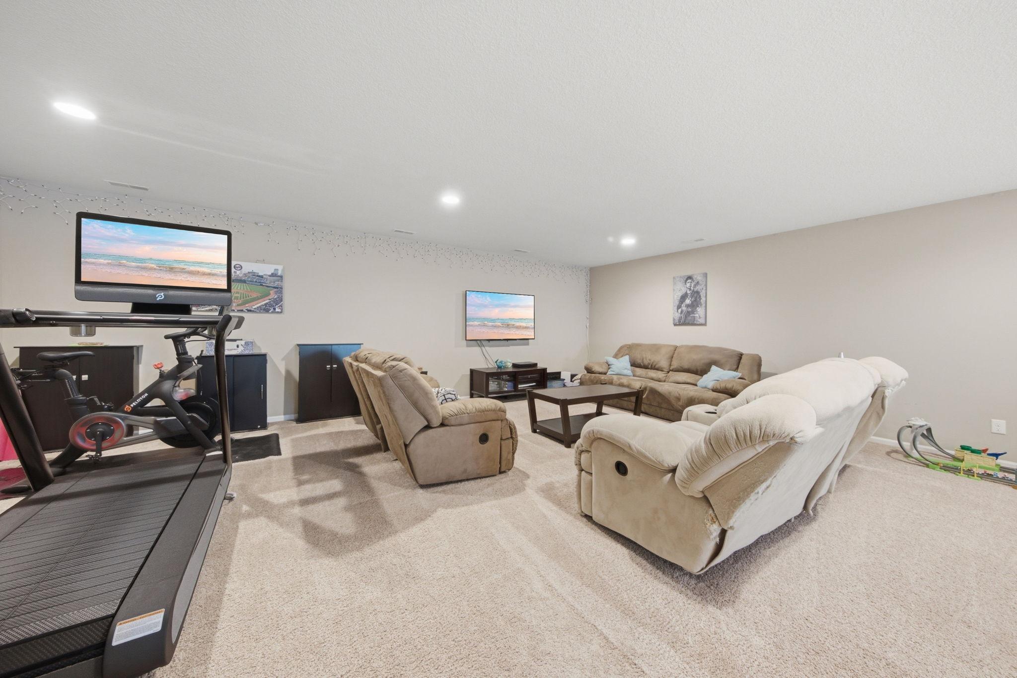 2200 Silver Leaf Trail