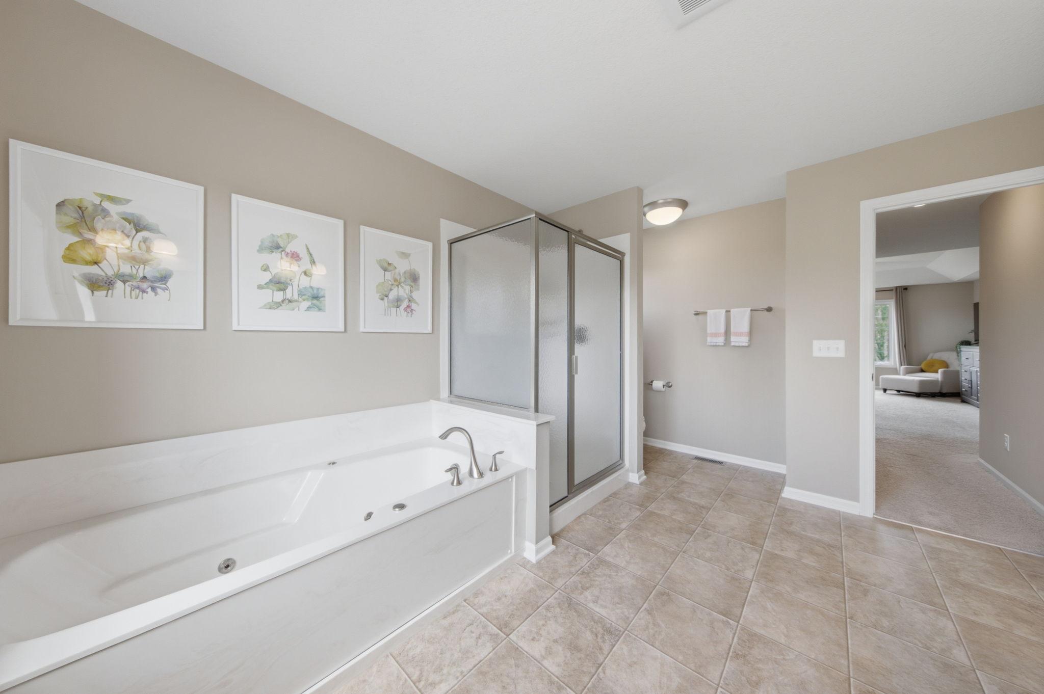 2200 Silver Leaf Trail