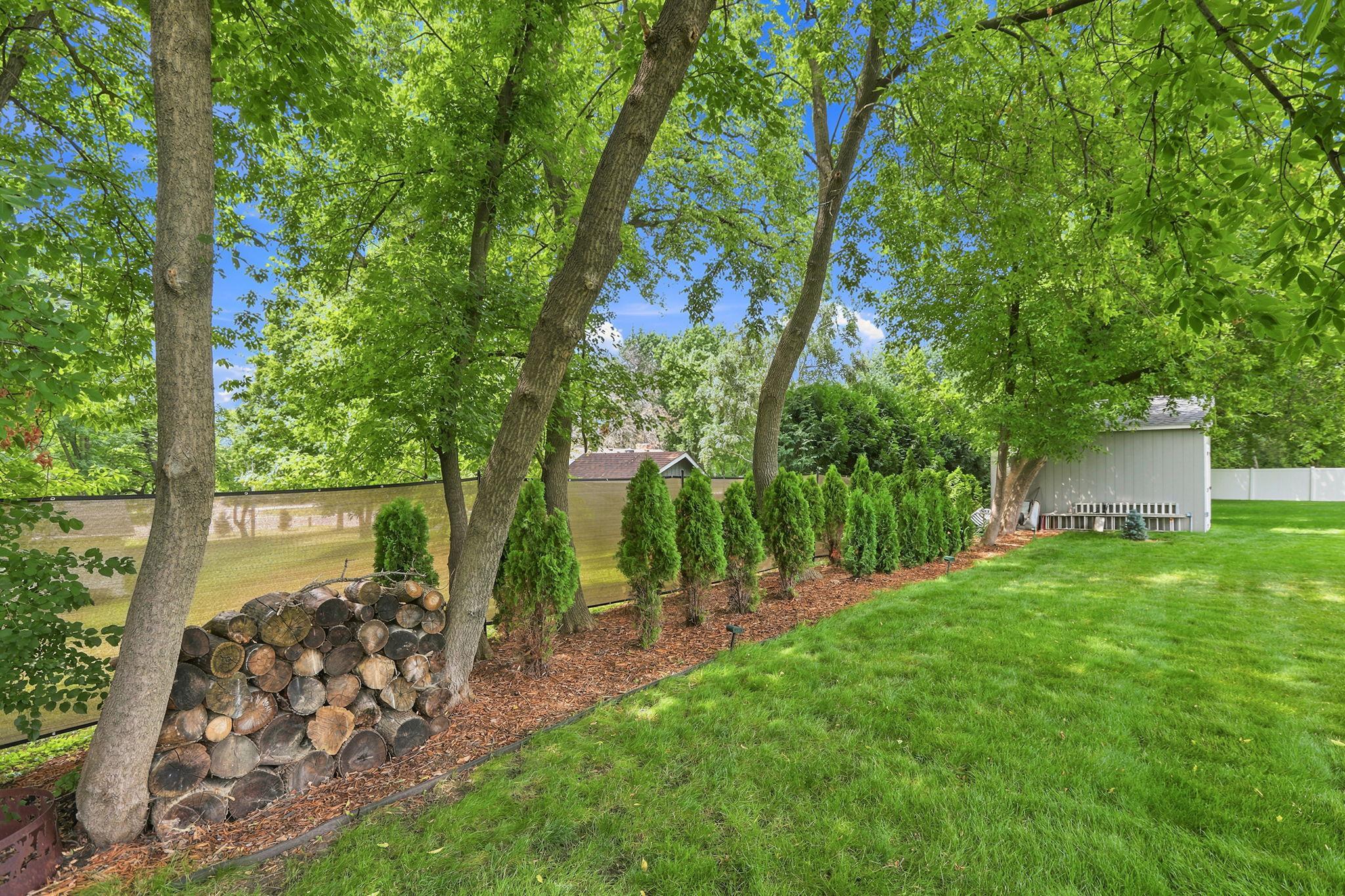 3815 Dallas Lane N