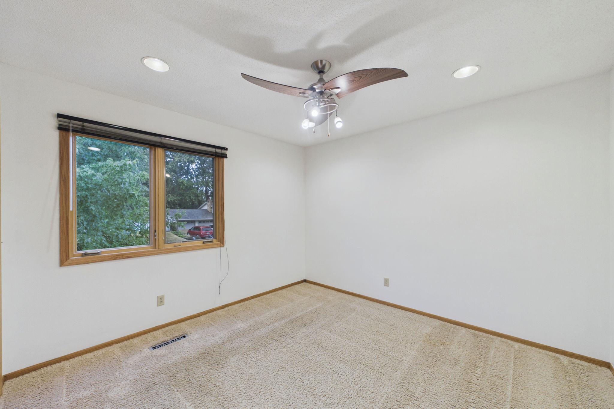 2742 Hilltop Court