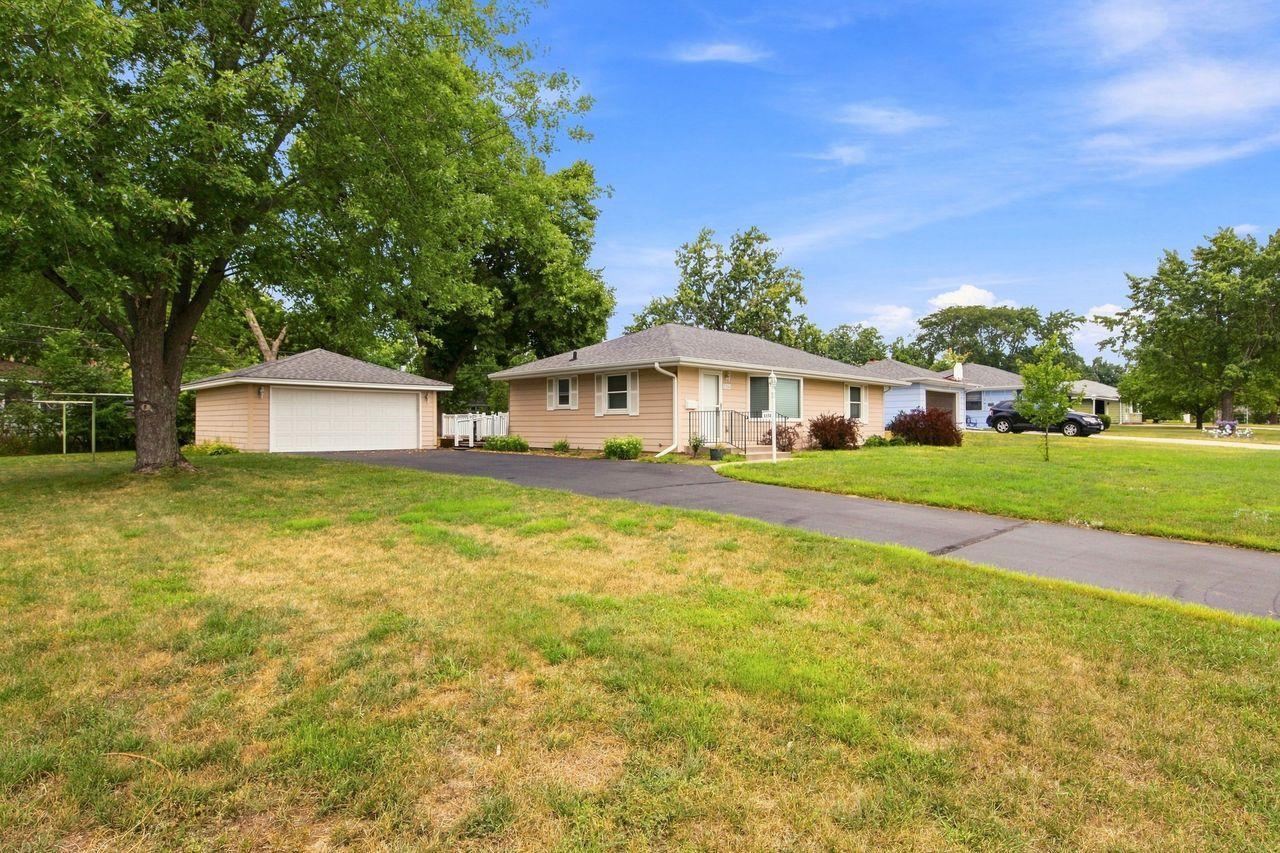 8354 Valentine Terrace