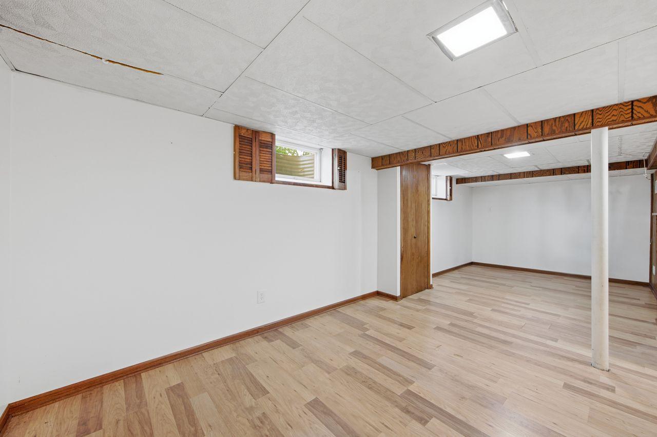 8354 Valentine Terrace