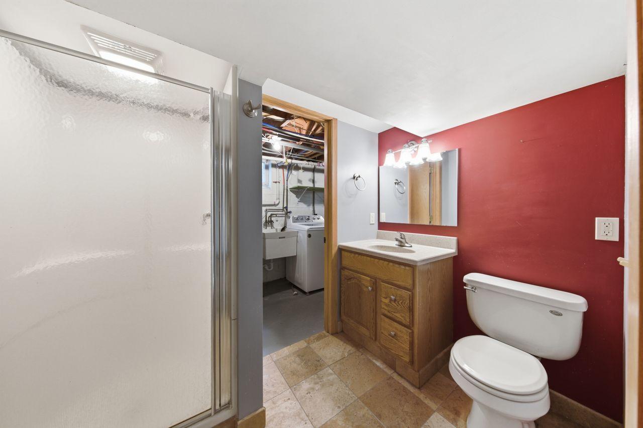 8354 Valentine Terrace