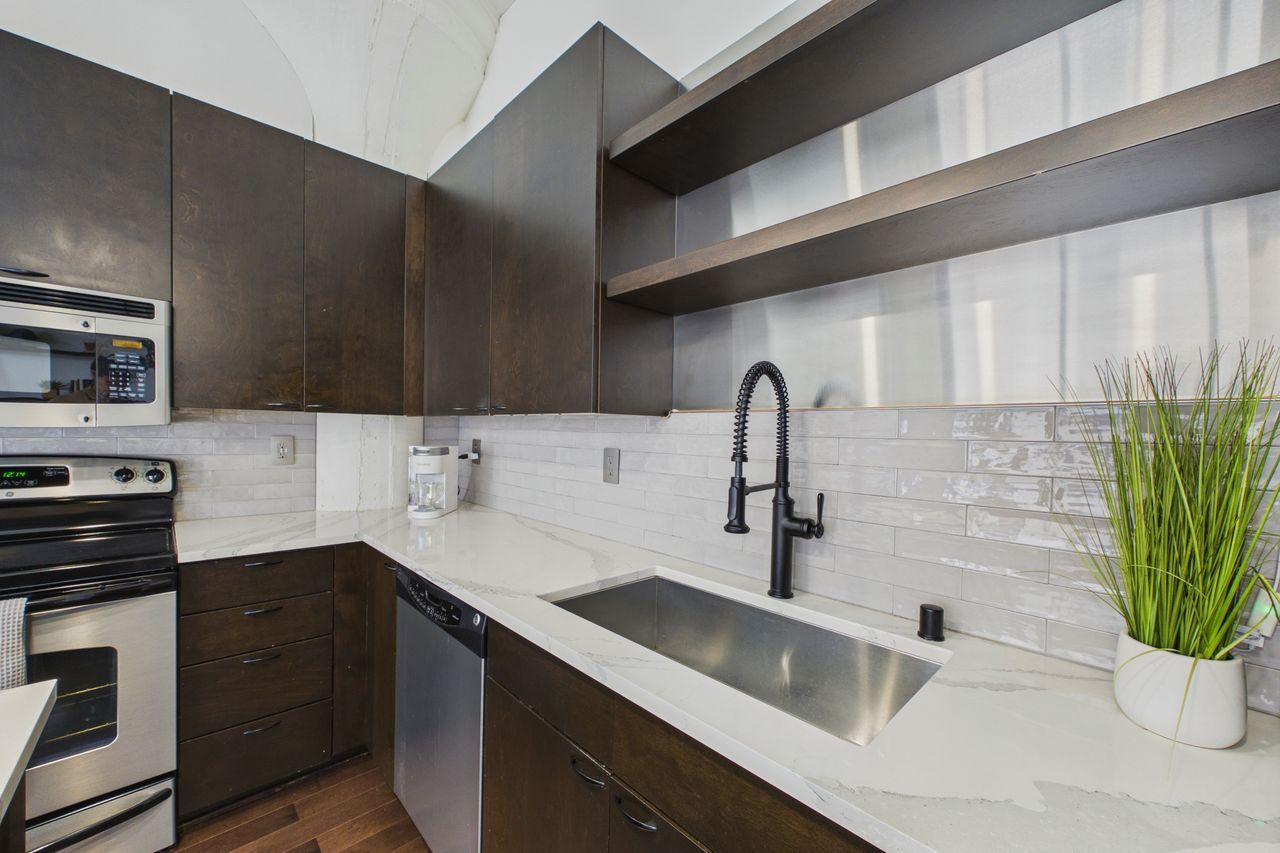 618 Washington Avenue N Unit: 302