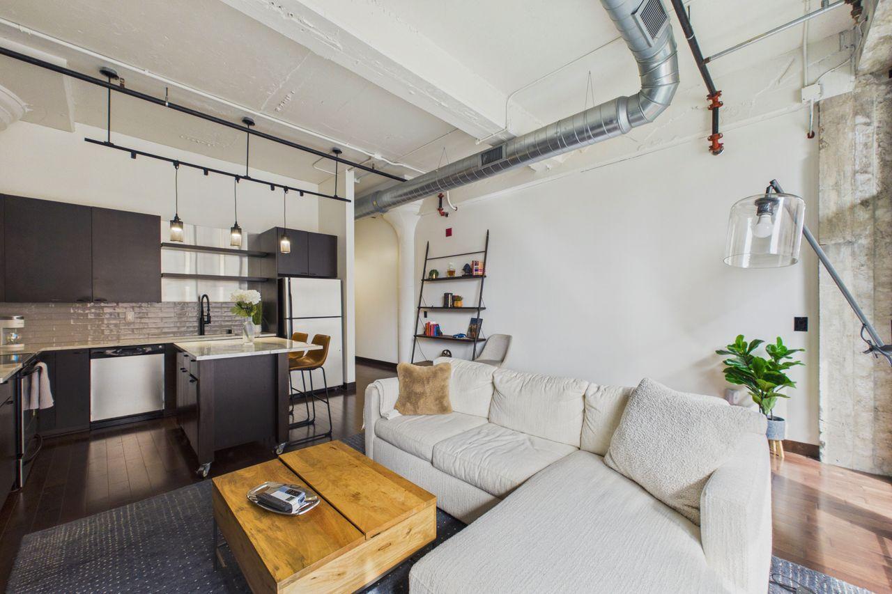 618 Washington Ave N Unit: 302