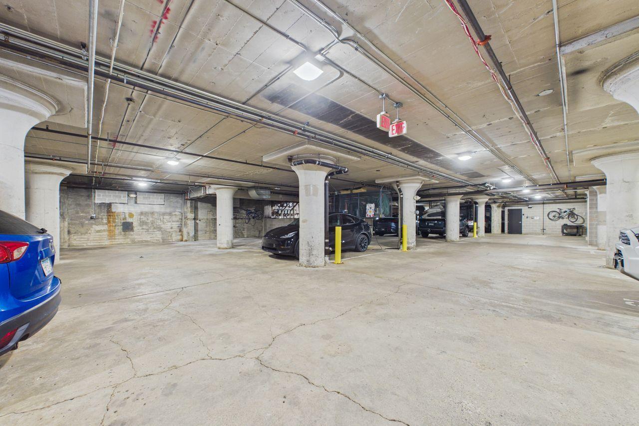 618 Washington Ave N Unit: 302