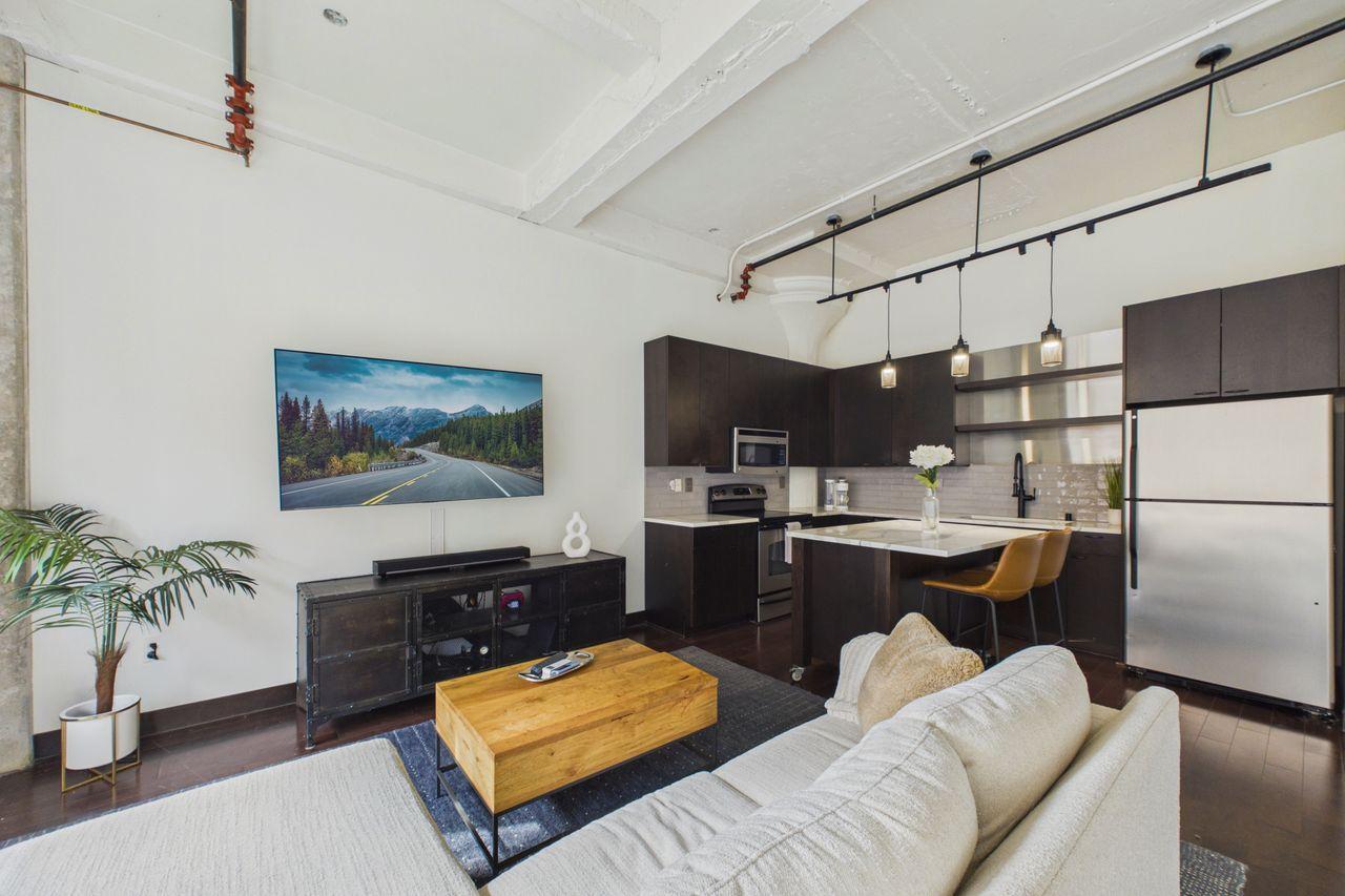 618 Washington Ave N Unit: 302