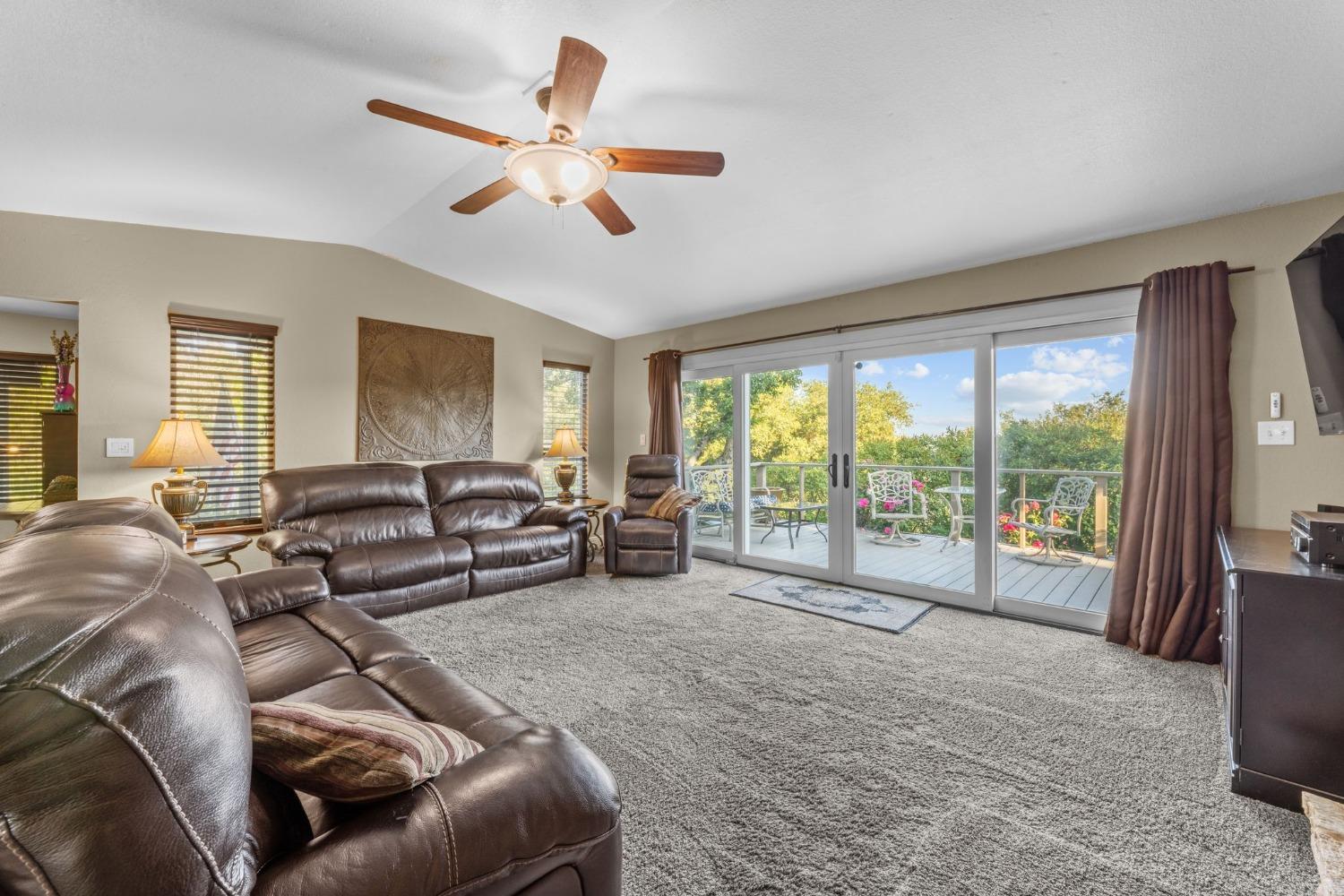 4580 Meadow Creek Road