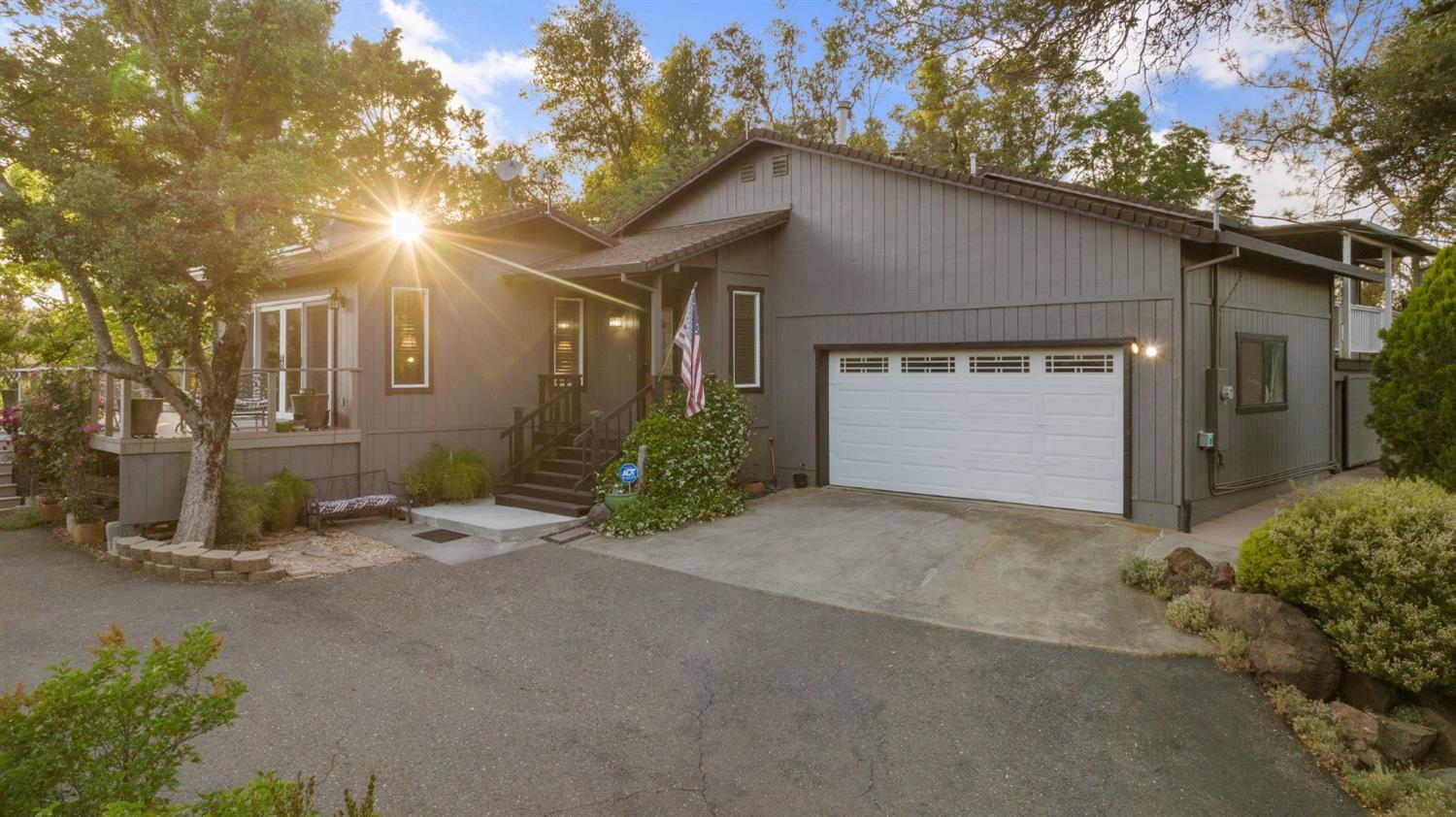 4580 Meadow Creek Road