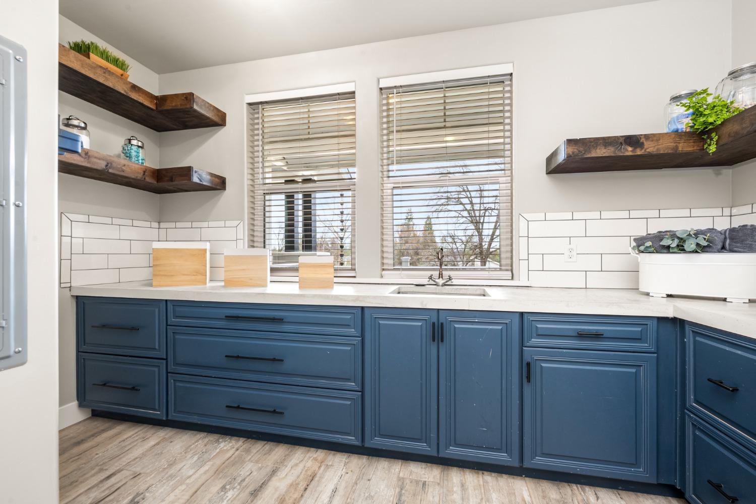 3901 Coon Hollow Road