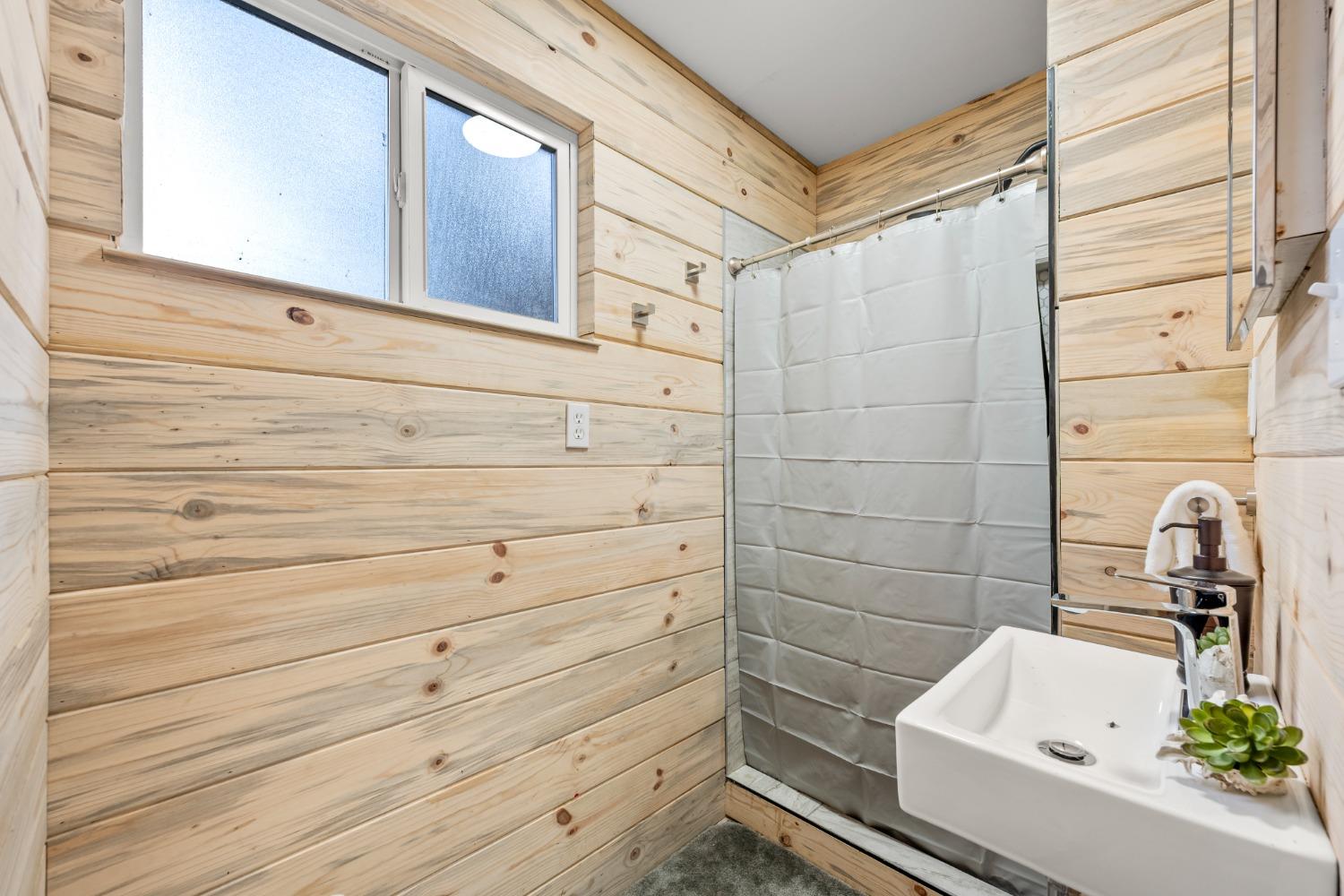 3901 Coon Hollow Road