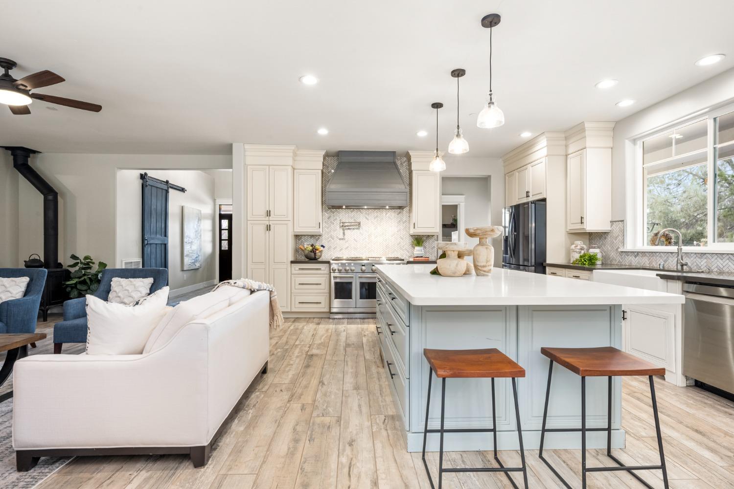 3901 Coon Hollow Road