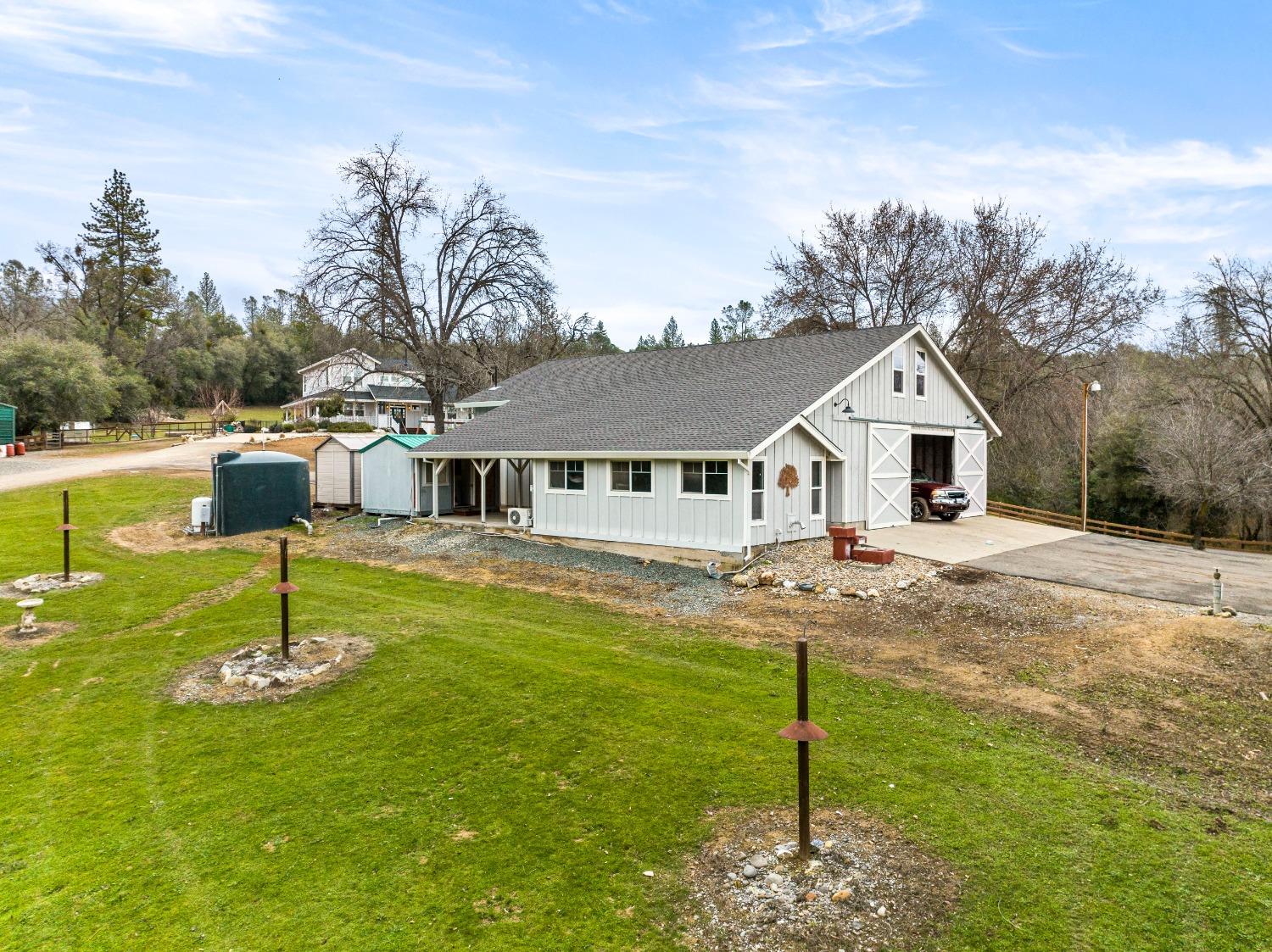 3901 Coon Hollow Road