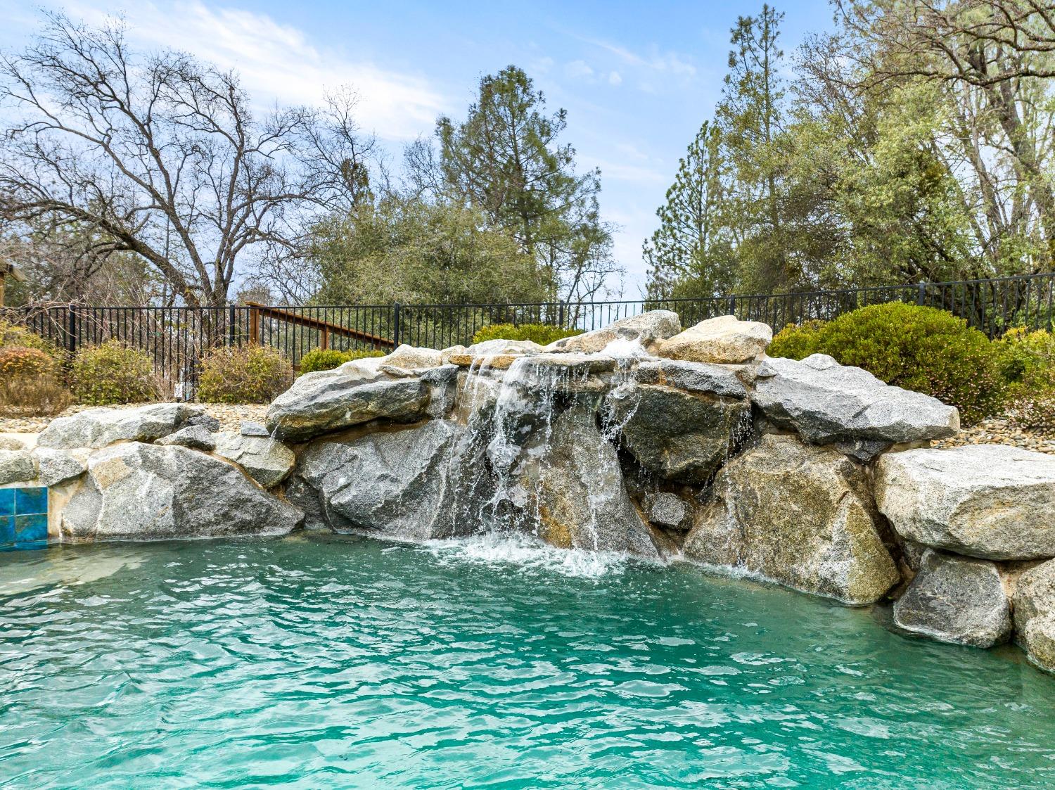 3901 Coon Hollow Road