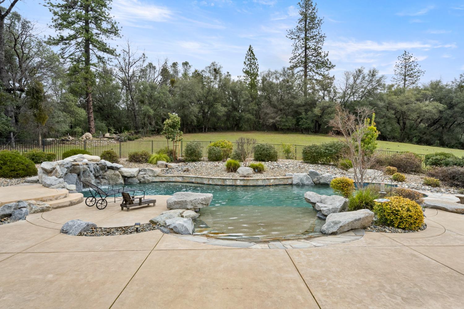 3901 Coon Hollow Road