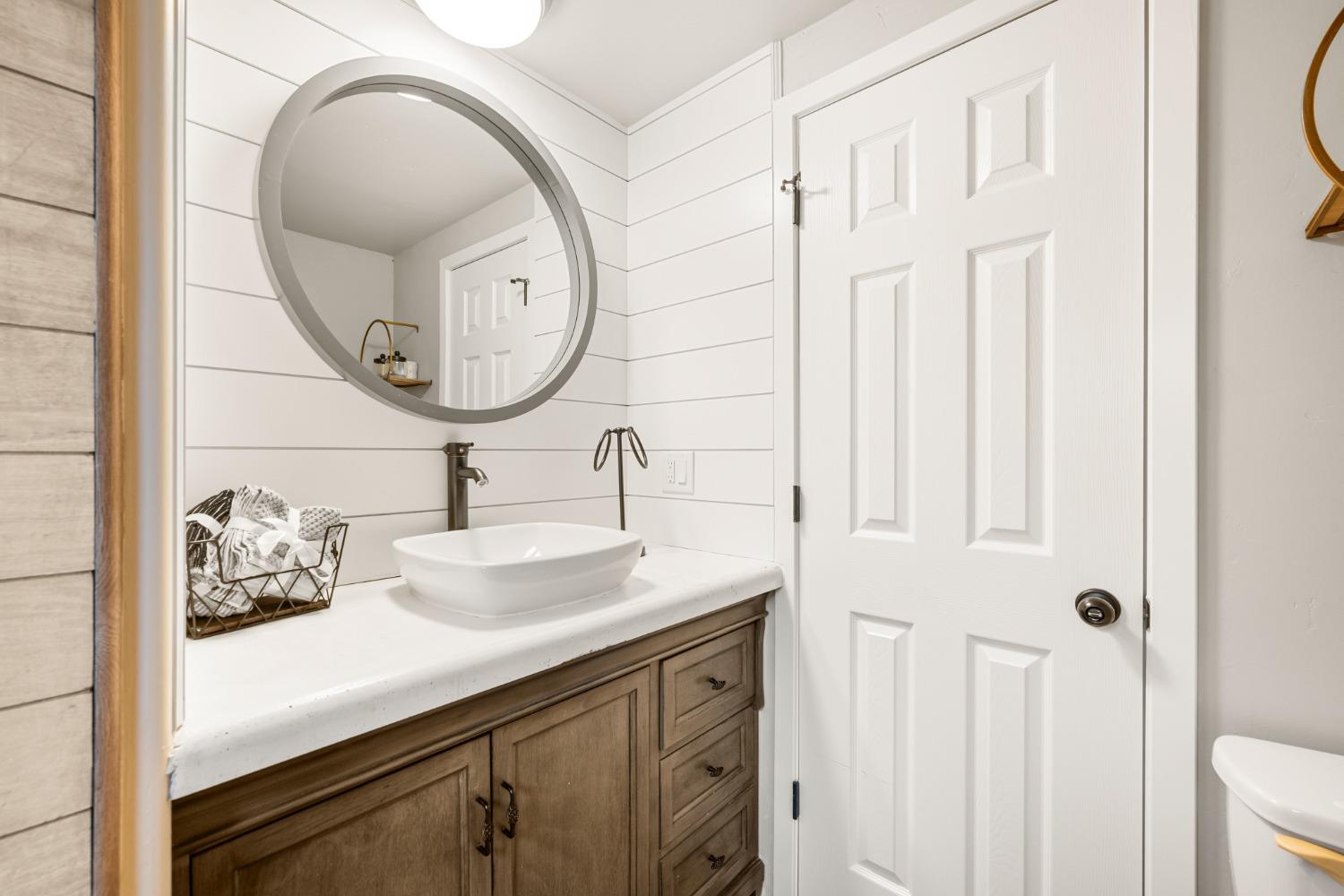 3901 Coon Hollow Road