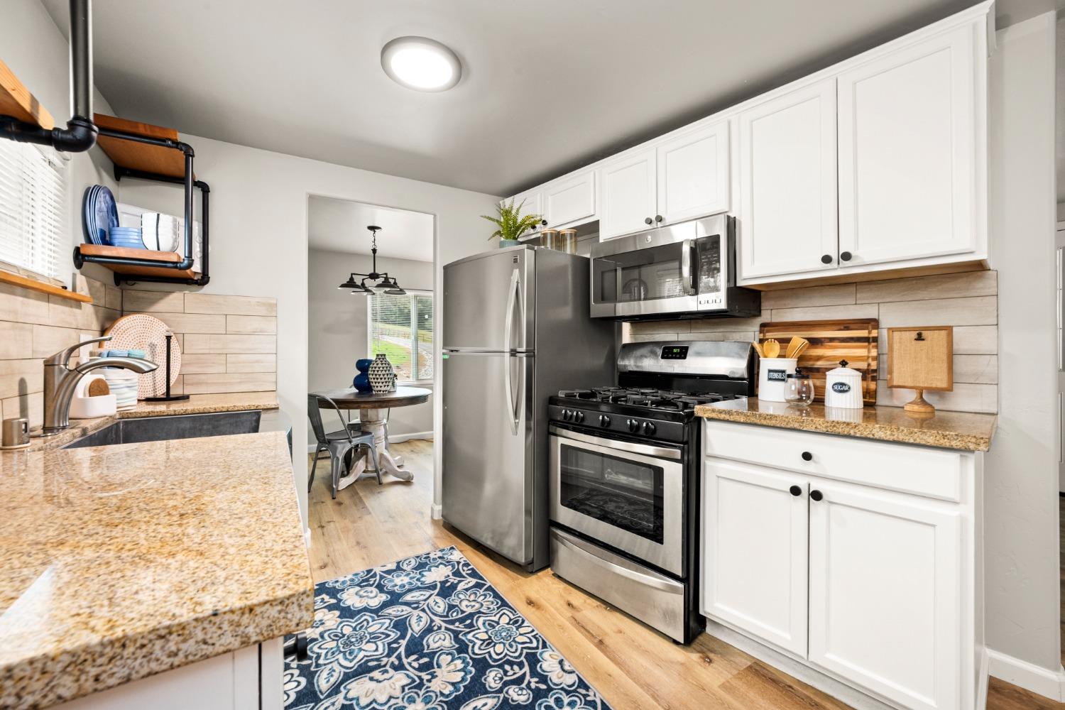 3901 Coon Hollow Road