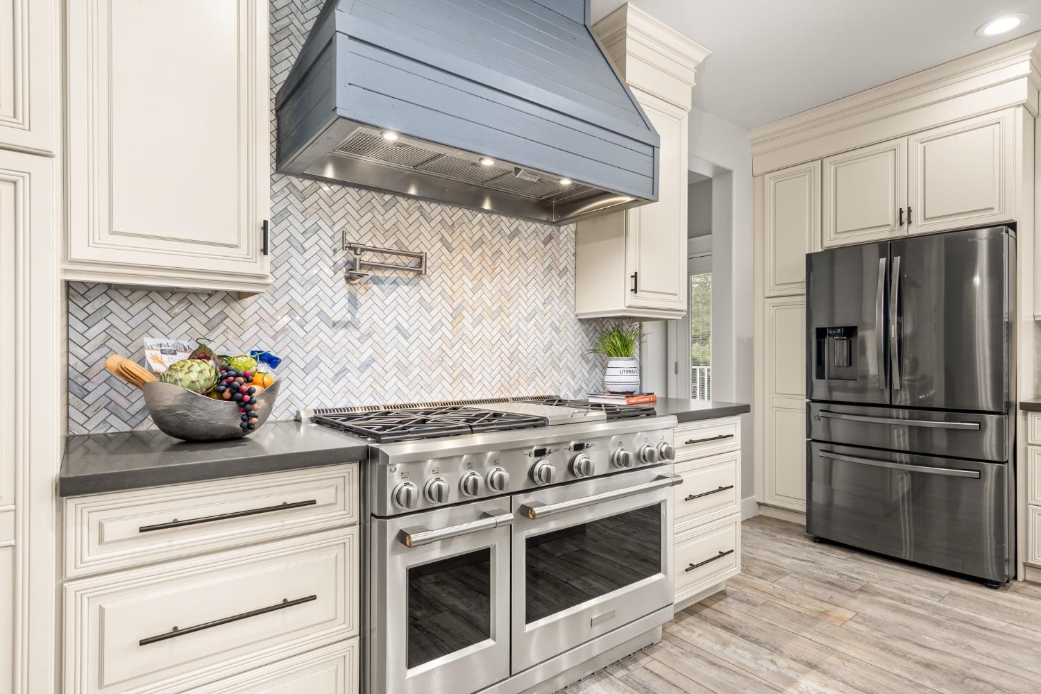 3901 Coon Hollow Road