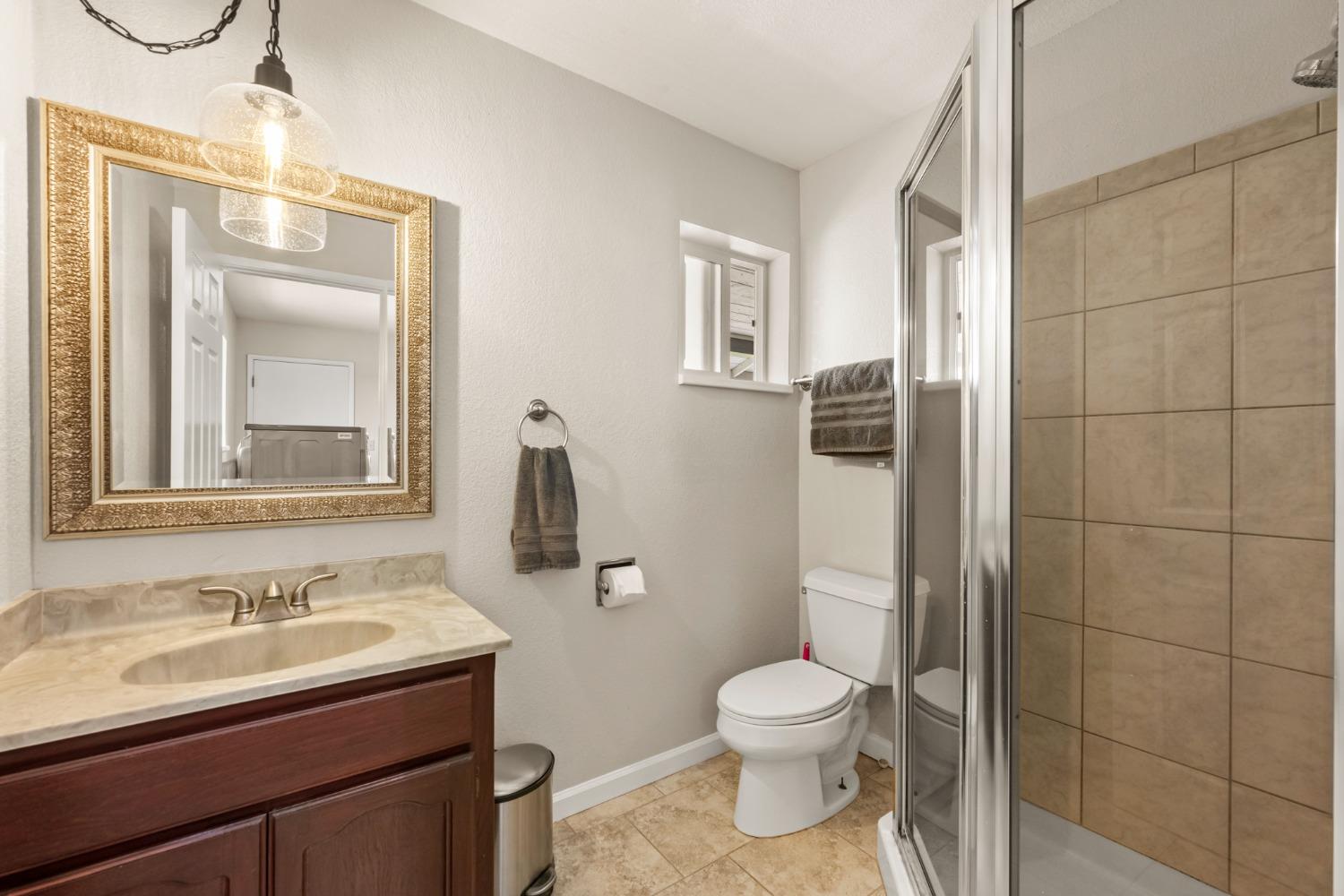 1001 E El Largo Drive