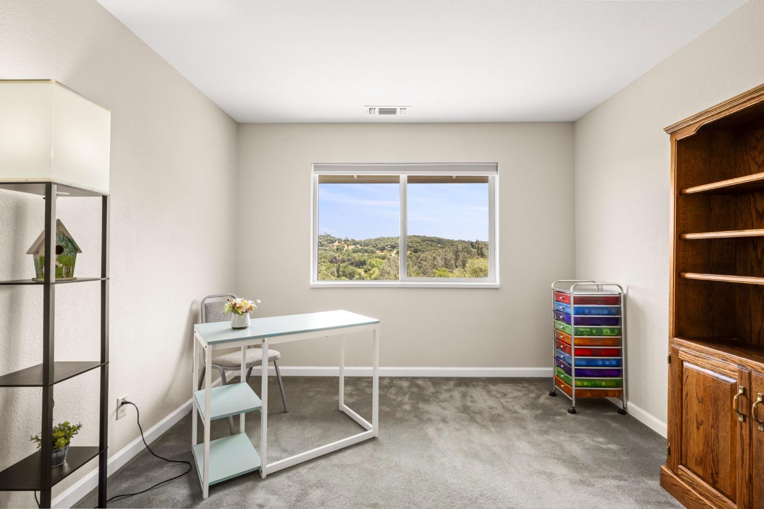 1001 E El Largo Drive