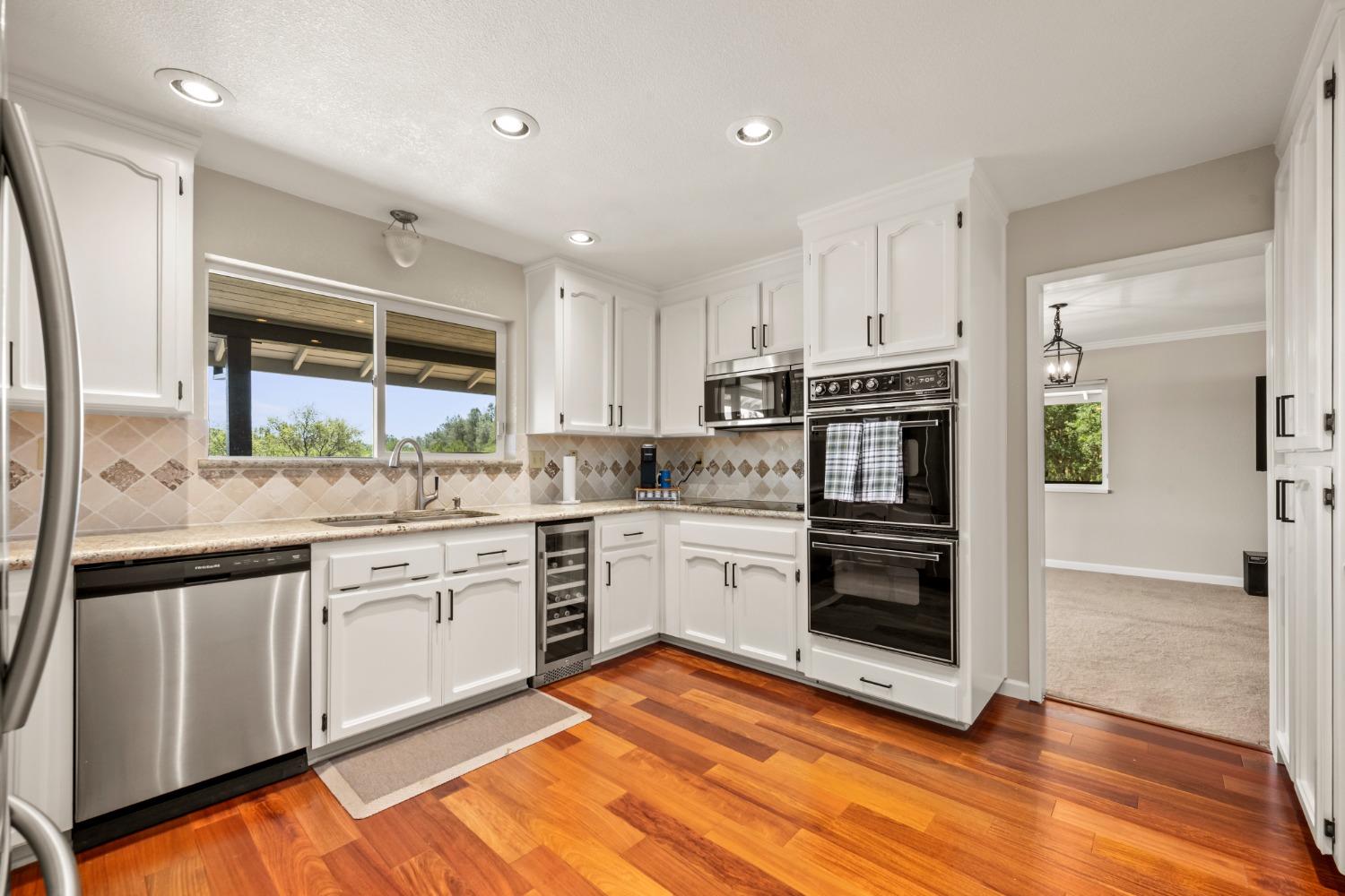 1001 E El Largo Drive