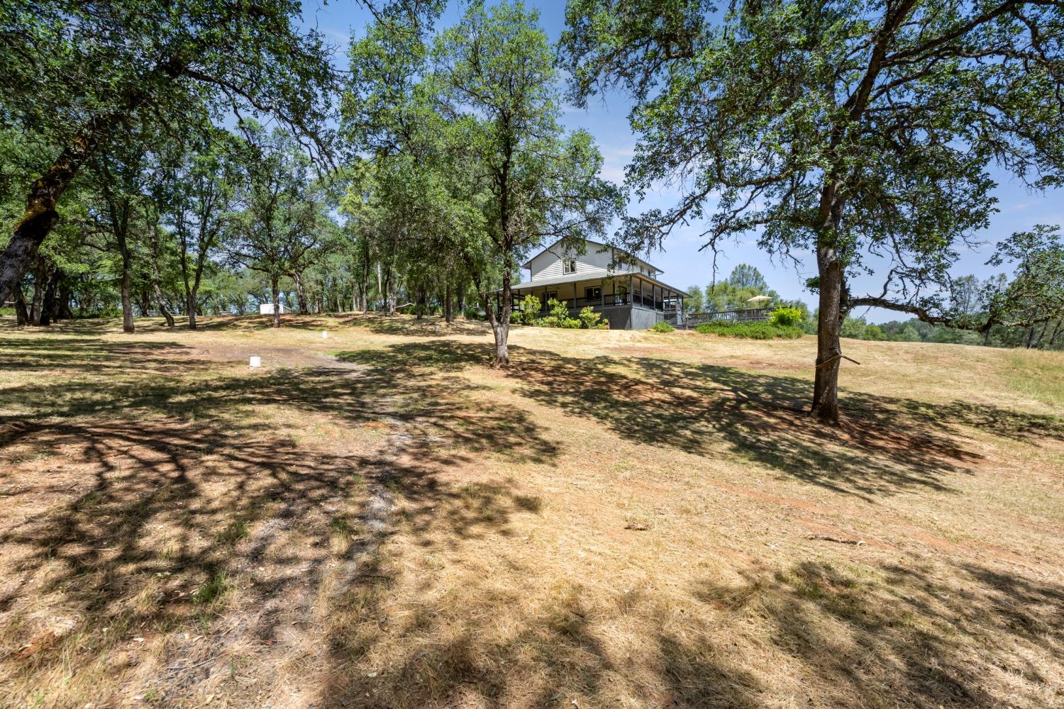 1001 E El Largo Drive