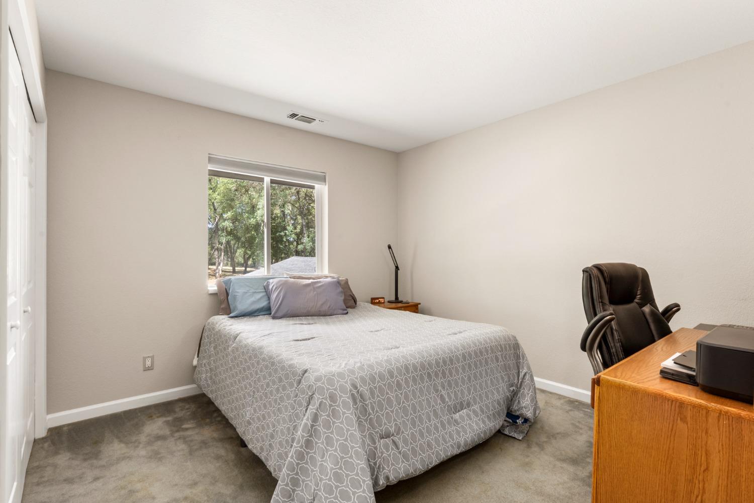 1001 E El Largo Drive