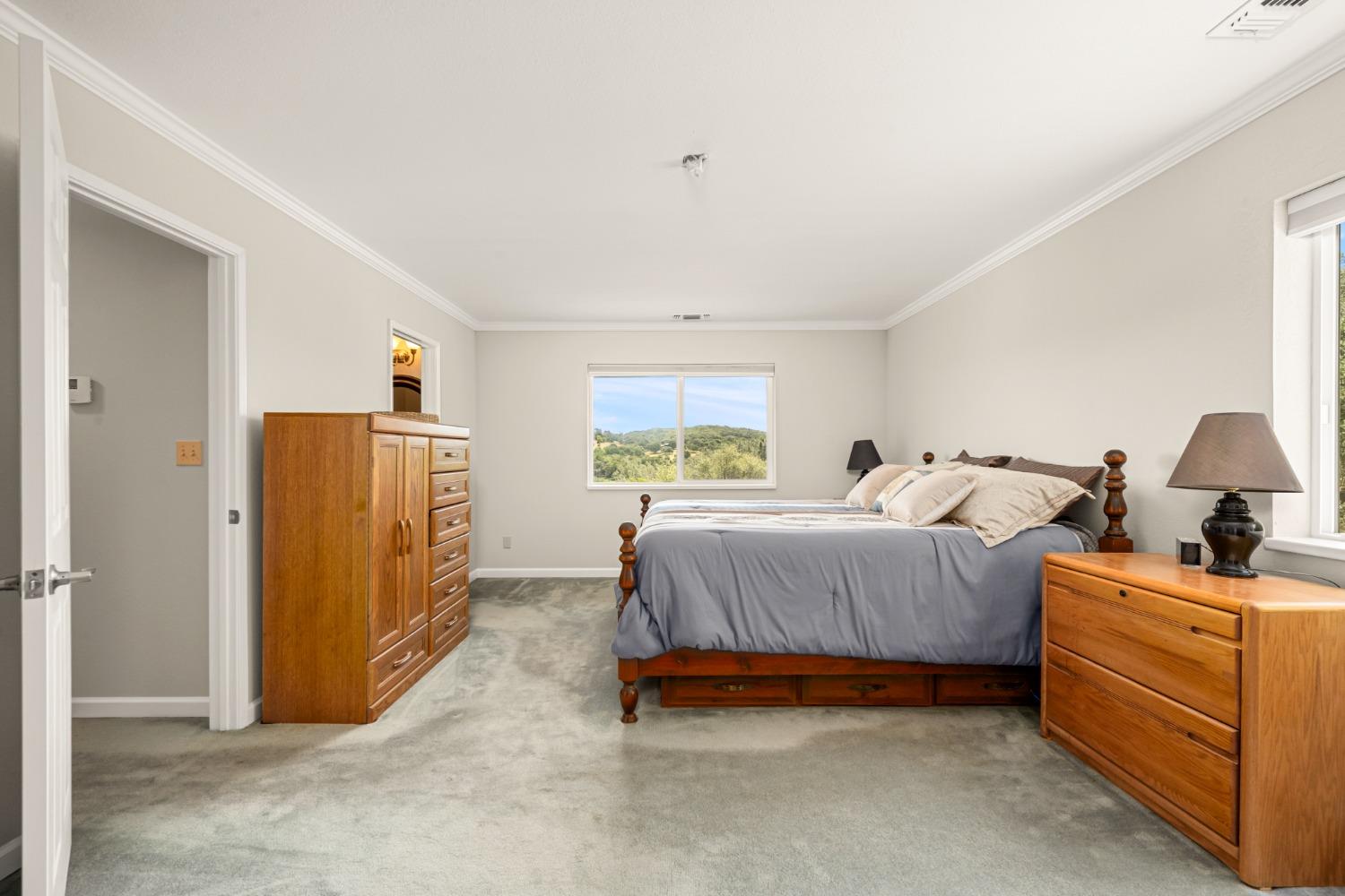 1001 E El Largo Drive