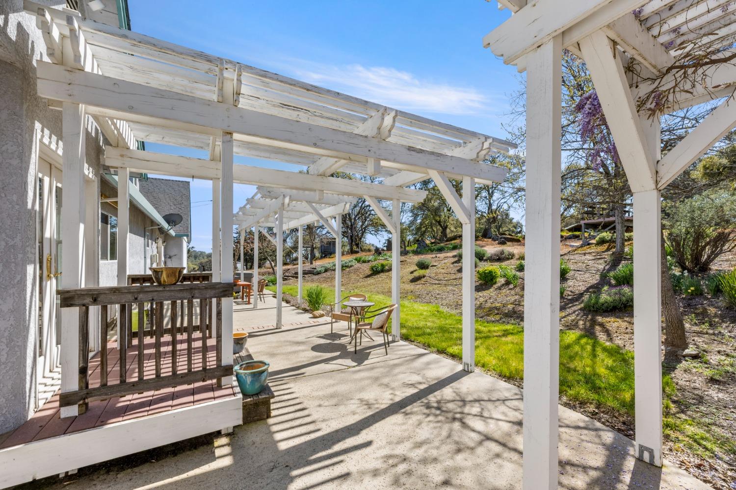 6200 Quartz Drive