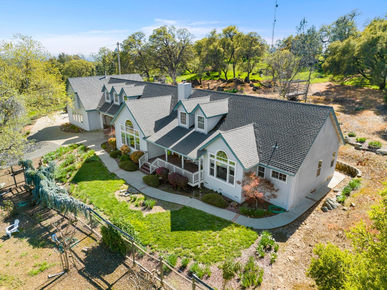 6200 Quartz Drive