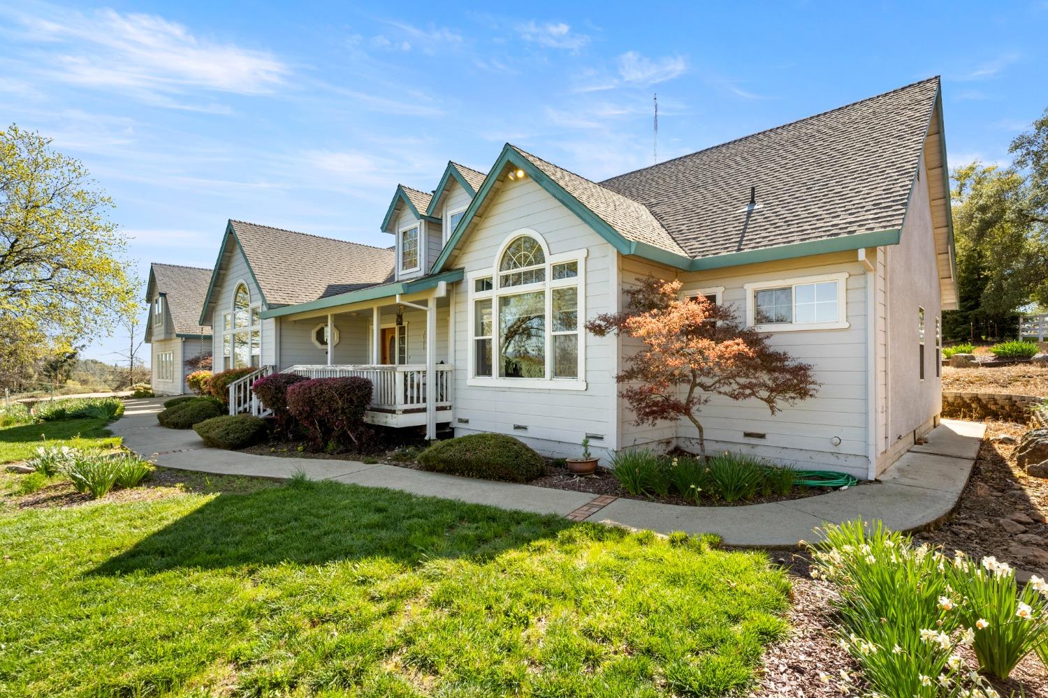 6200 Quartz Drive
