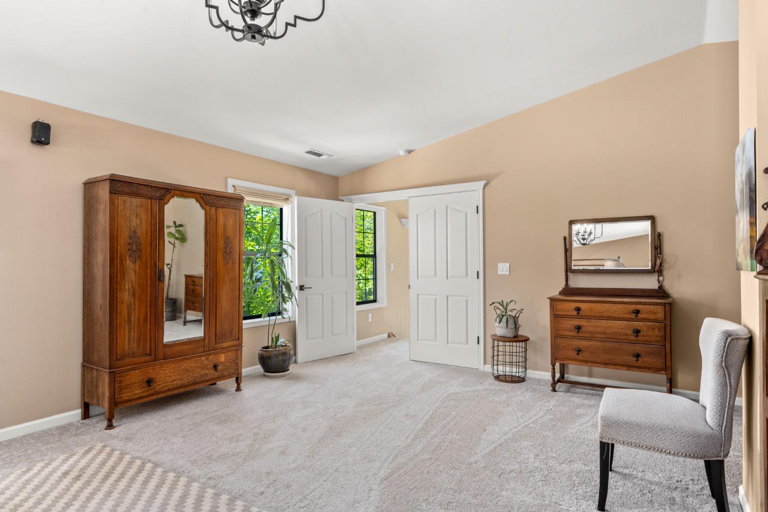 5860 High Lonesome Trail