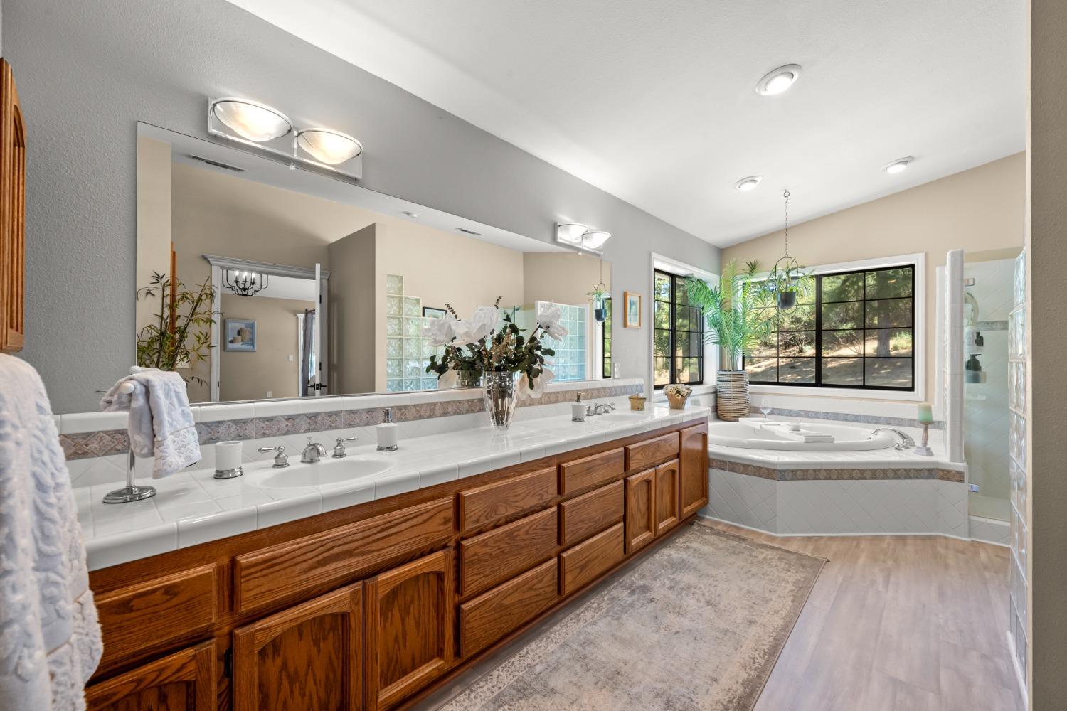 5860 High Lonesome Trail