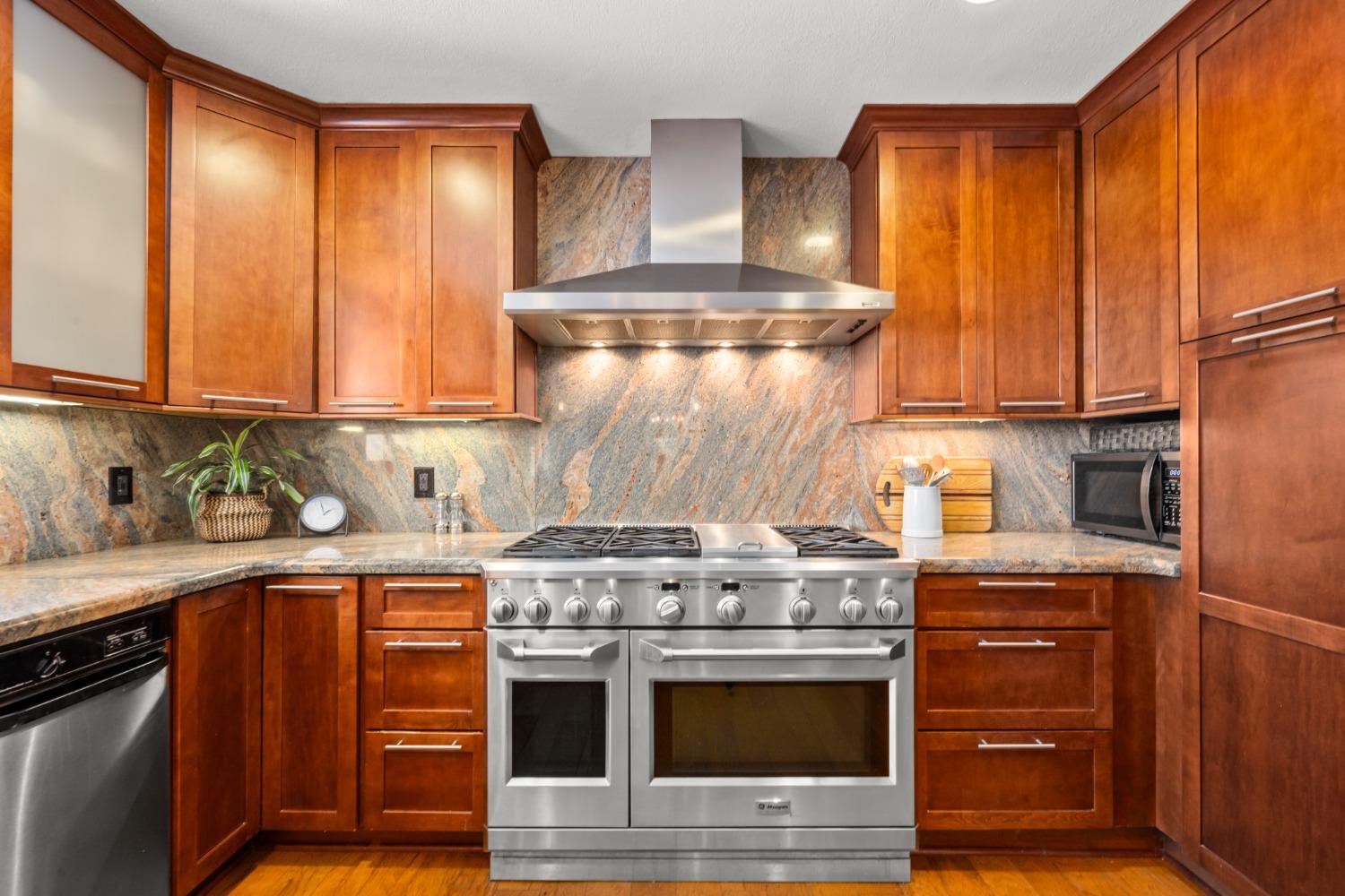 5860 High Lonesome Trail