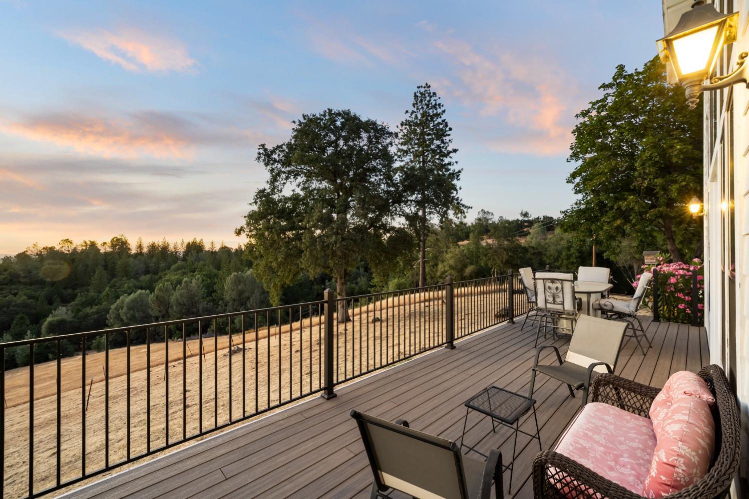 5860 High Lonesome Trail