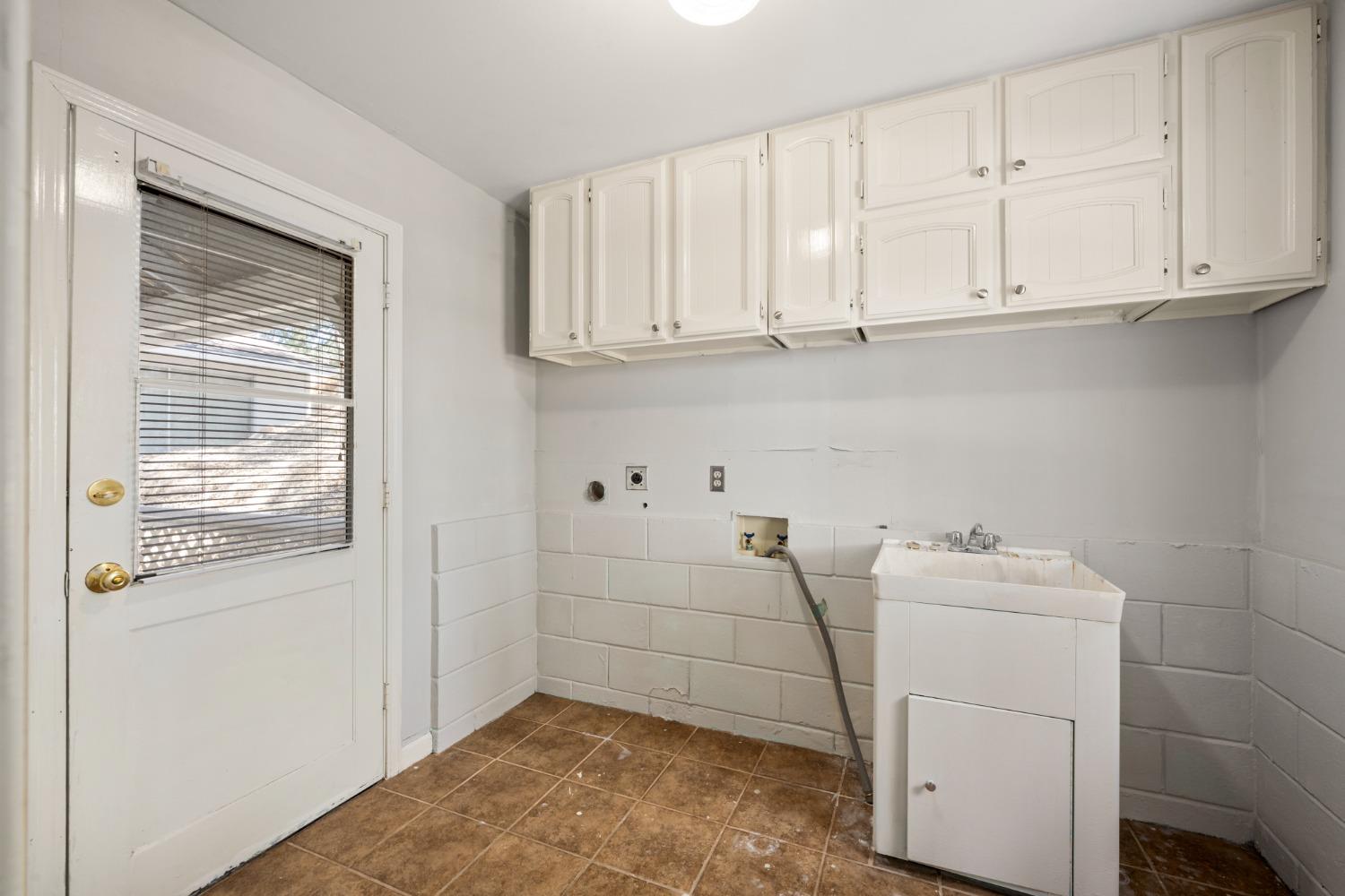 3787 Coon Hollow Road