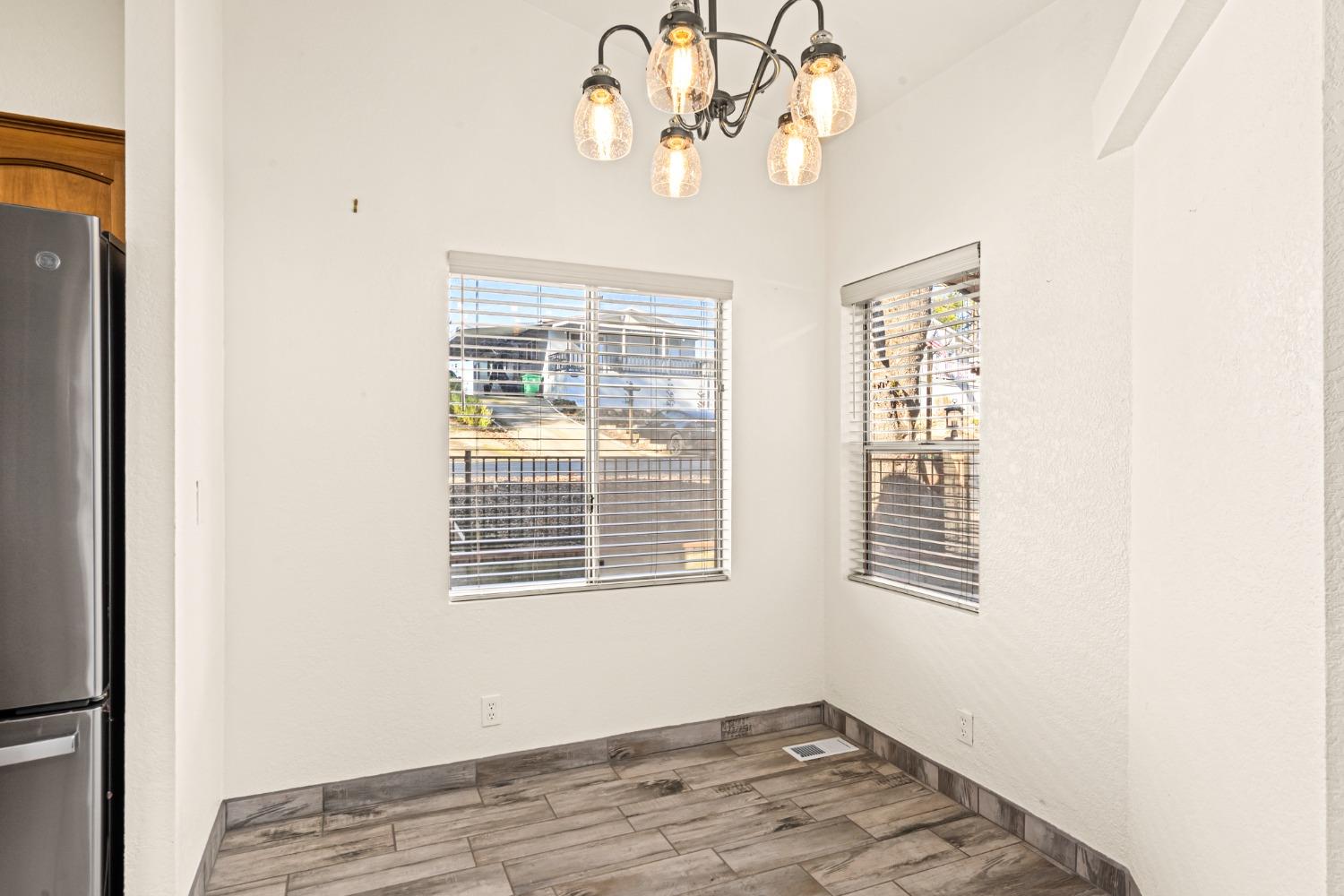 4390 Patterson Drive 295