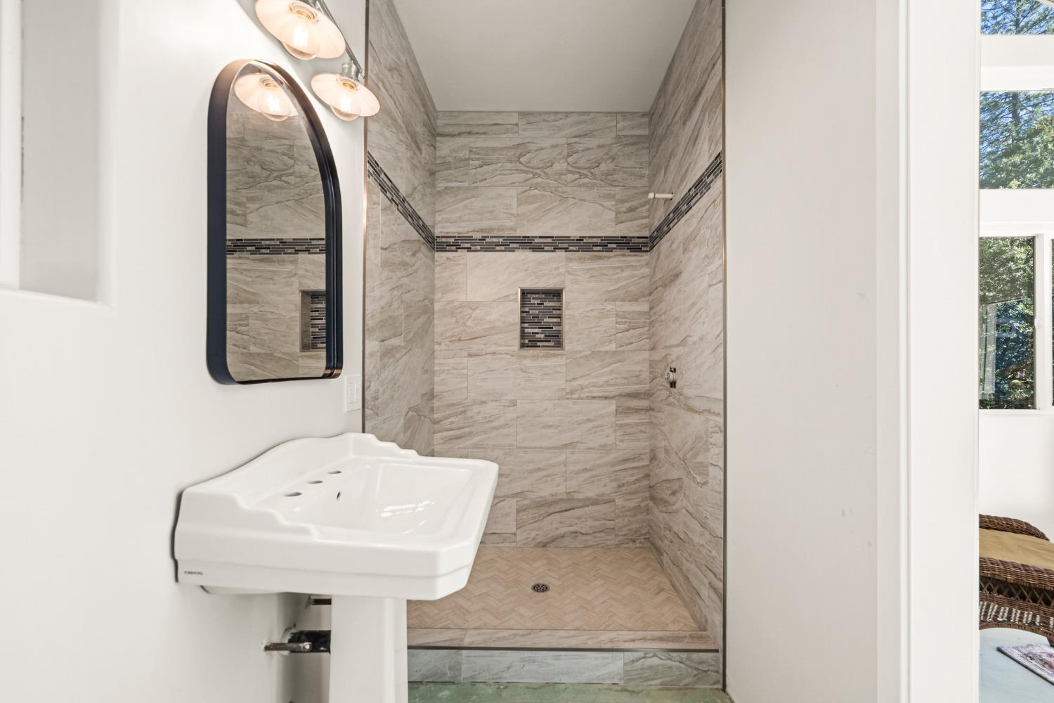 1665 Honeycomb Drive