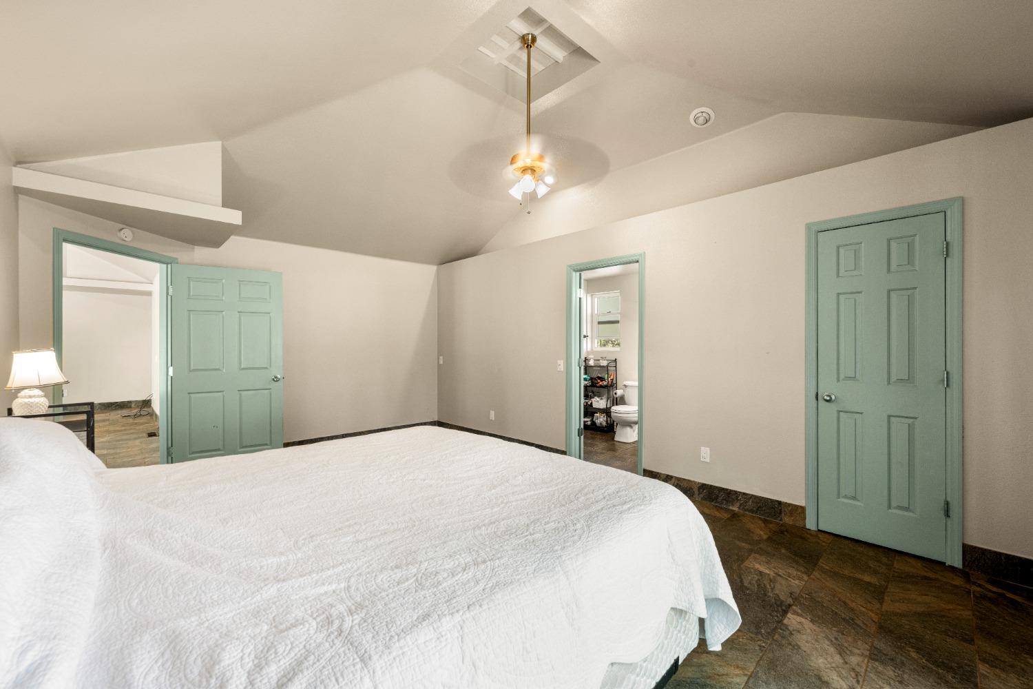 4540 Burnt Oak Drive