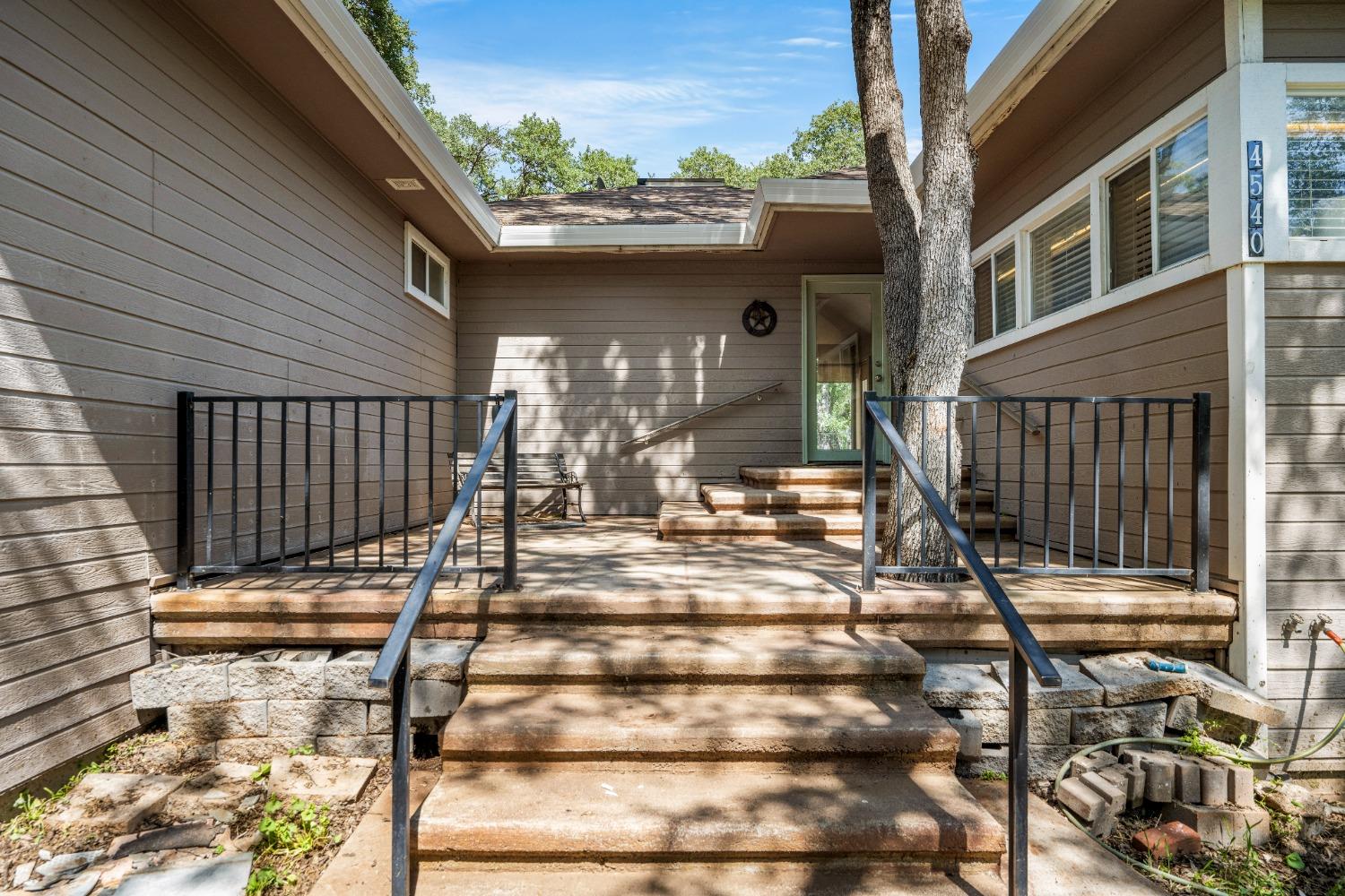 4540 Burnt Oak Drive