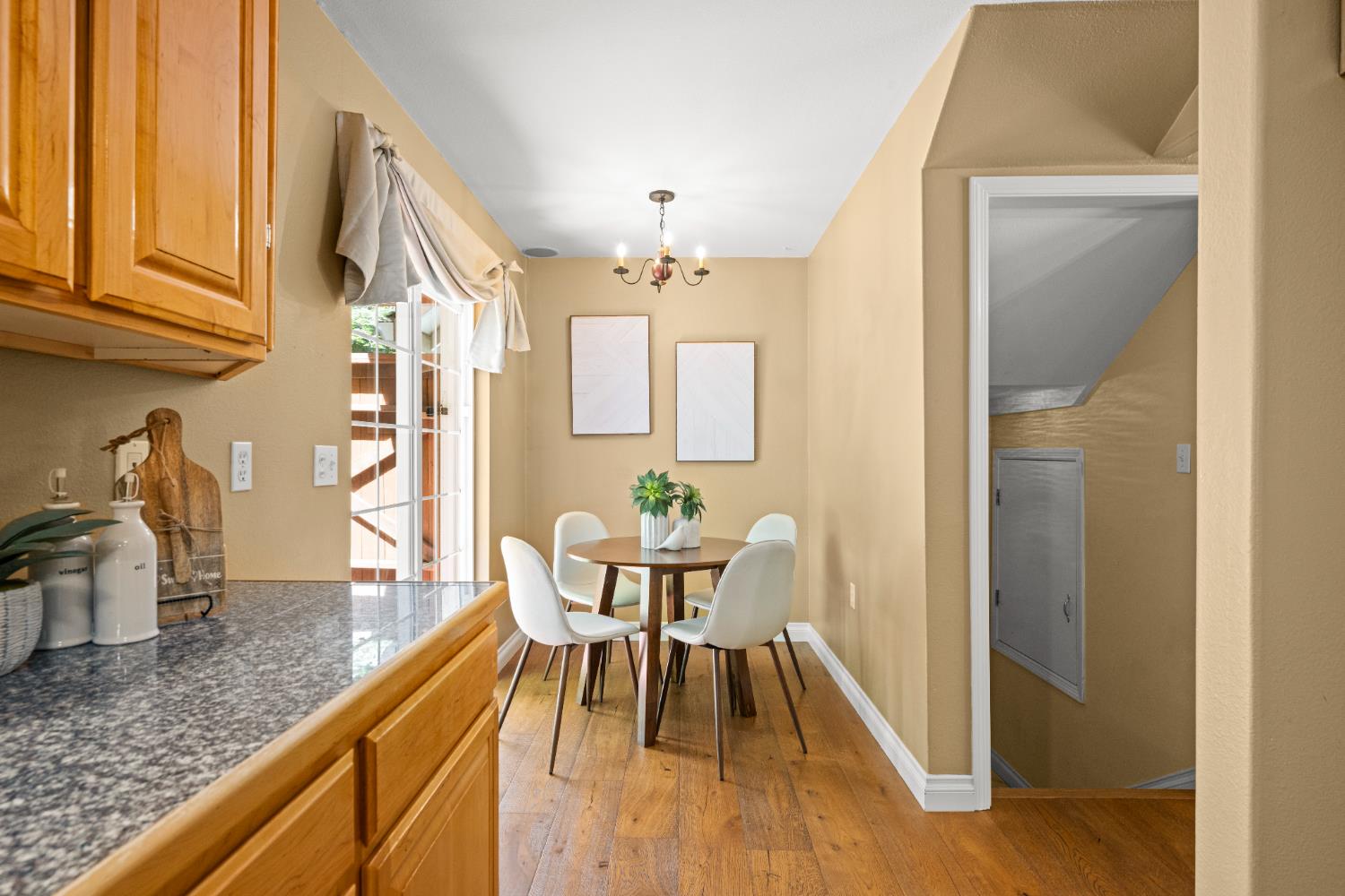 1854 Smith Flat Road